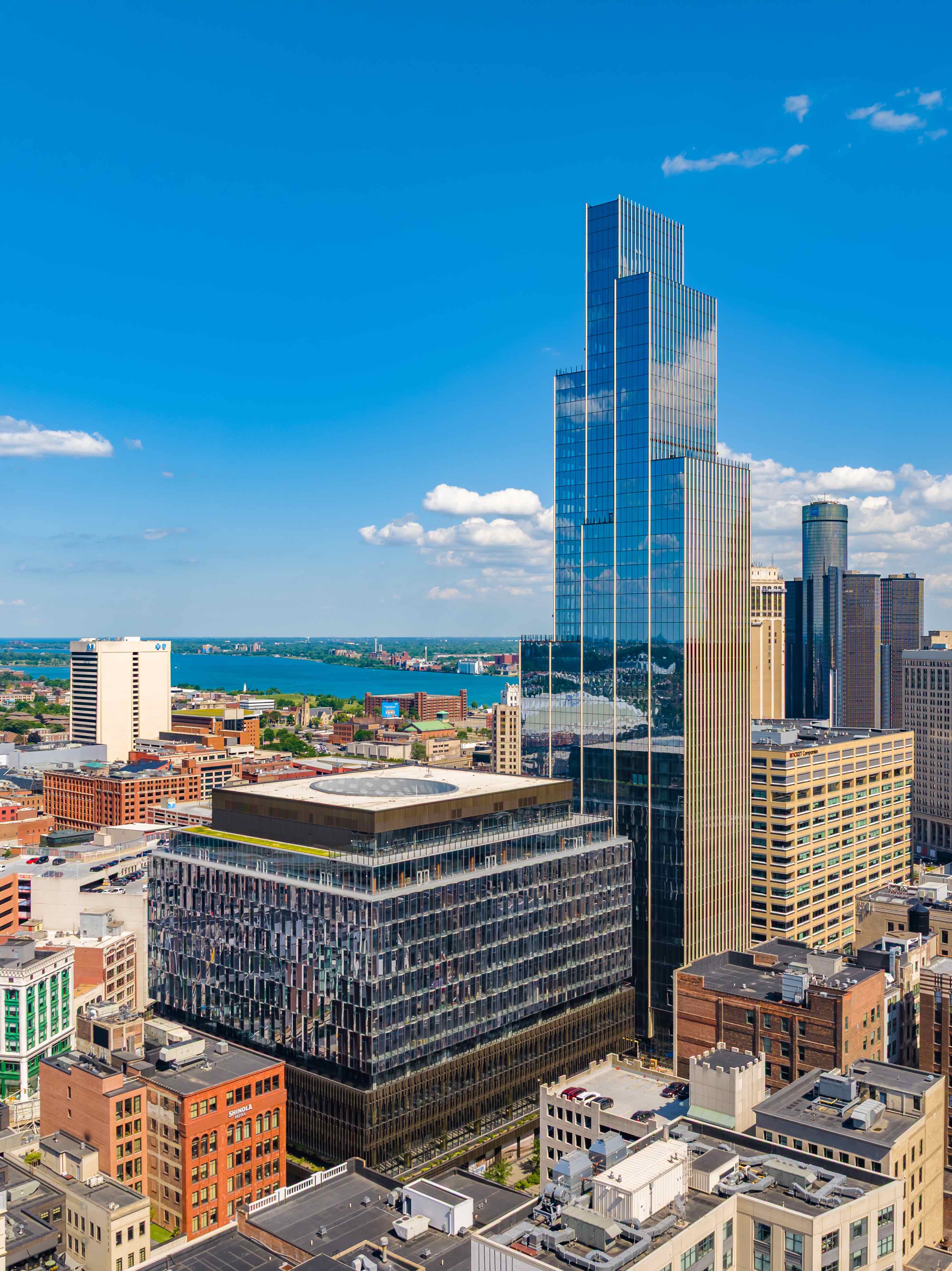 〈ハドソンズ・デトロイト（Hudson’s Detroit）〉SHoPアーキテクツ（SHoP Architects）