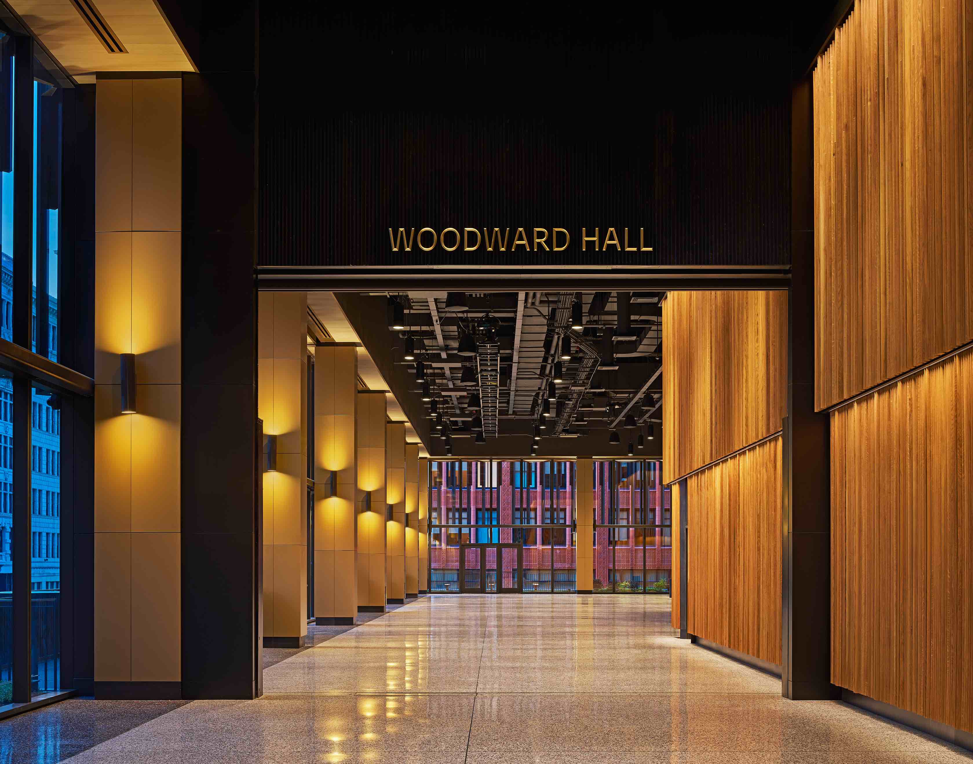 〈ハドソンズ・デトロイト（Hudson’s Detroit）〉SHoPアーキテクツ（SHoP Architects）