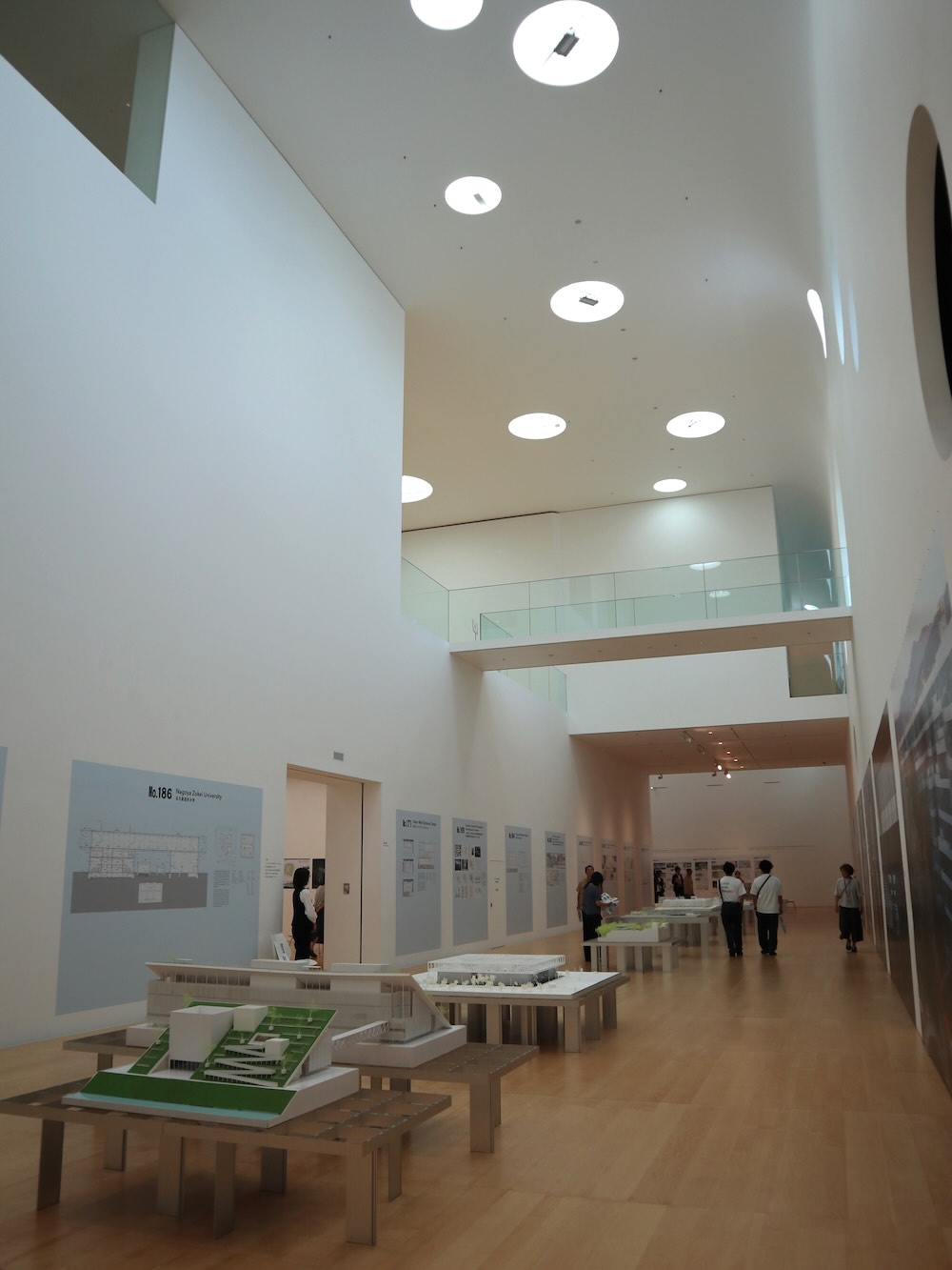 横須賀美術館「山本理顕展　コミュニティーと建築」