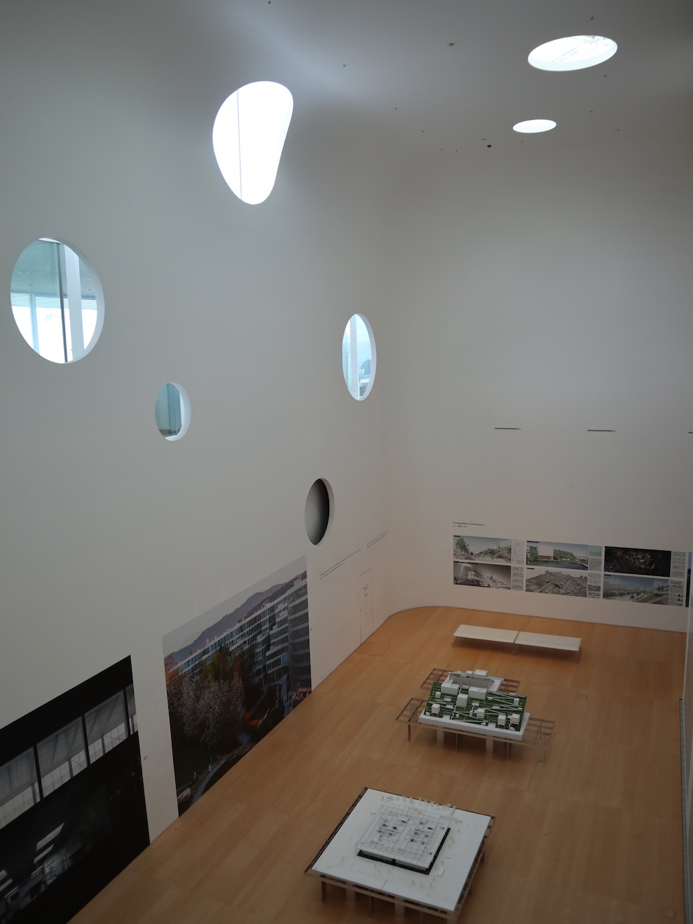 横須賀美術館「山本理顕展　コミュニティーと建築」