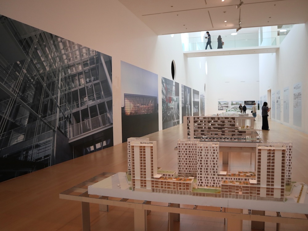 横須賀美術館「山本理顕展　コミュニティーと建築」