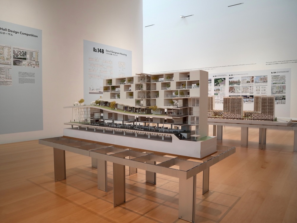 横須賀美術館「山本理顕展　コミュニティーと建築」