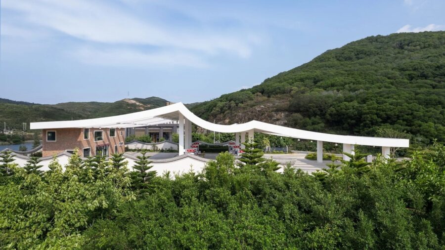 Pingtan Liqun Youlian Petrol Station / Elsedesign
