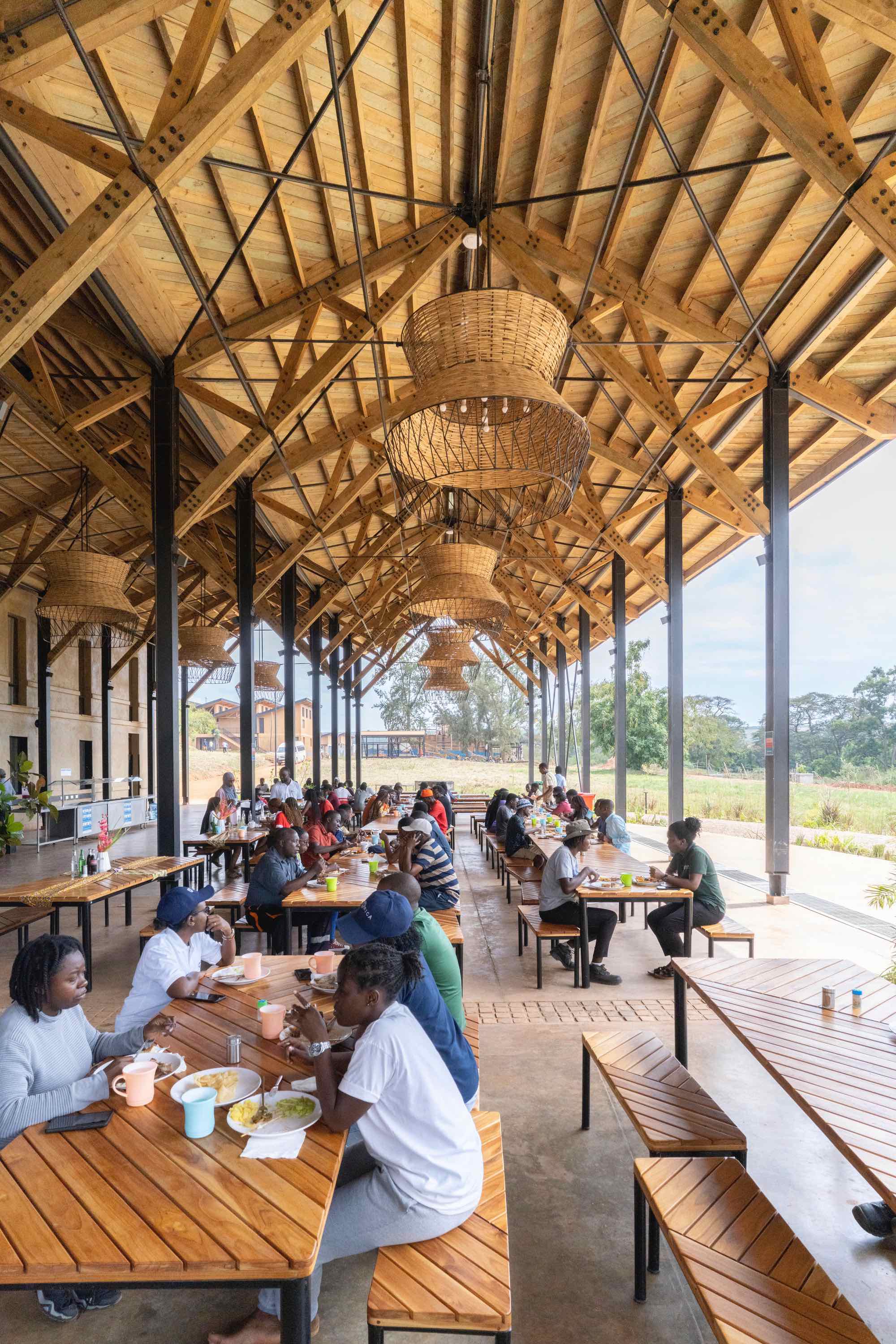 〈RICA（Rwanda Institute for Conservation Agriculture）〉MASSデザイングループ（MASS Design Group）