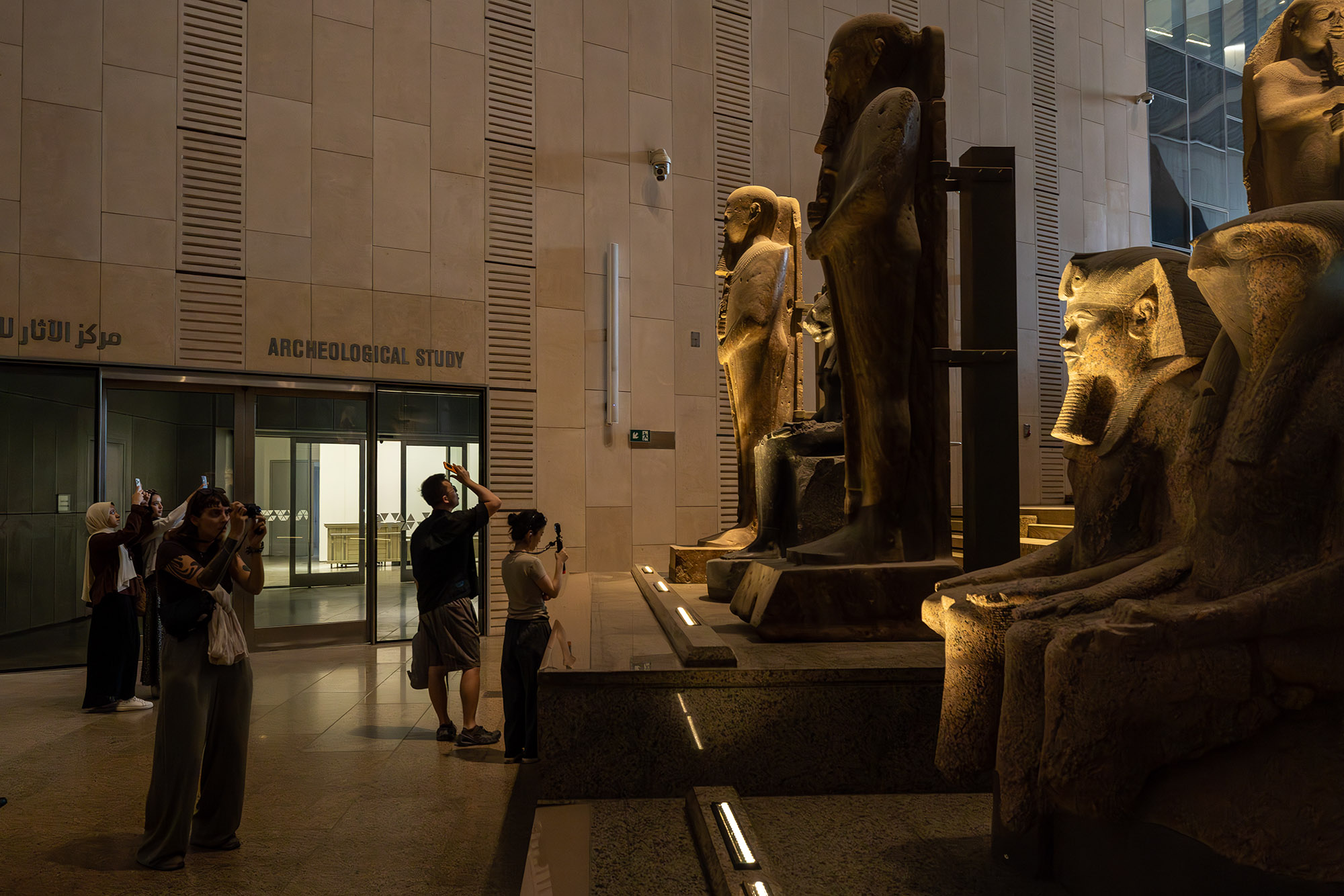 〈大エジプト博物館(Grand Egyptian Museum)〉ヘネガン・ペン・アーキテクツ(heneghan peng architects)