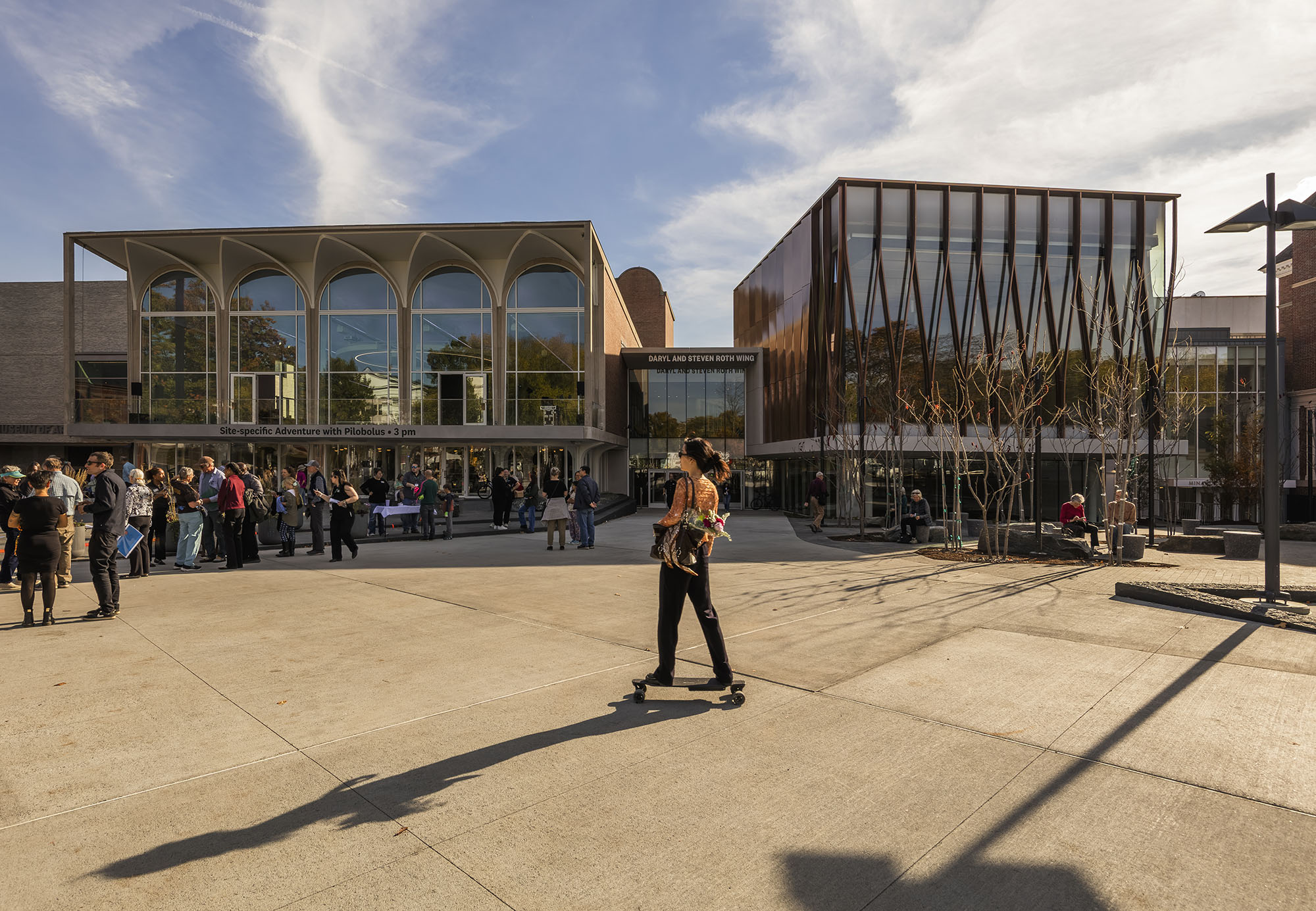 〈ホプキンズ芸術センター（Hopkins Center for the Arts）〉スノヘッタ（Snøhetta）