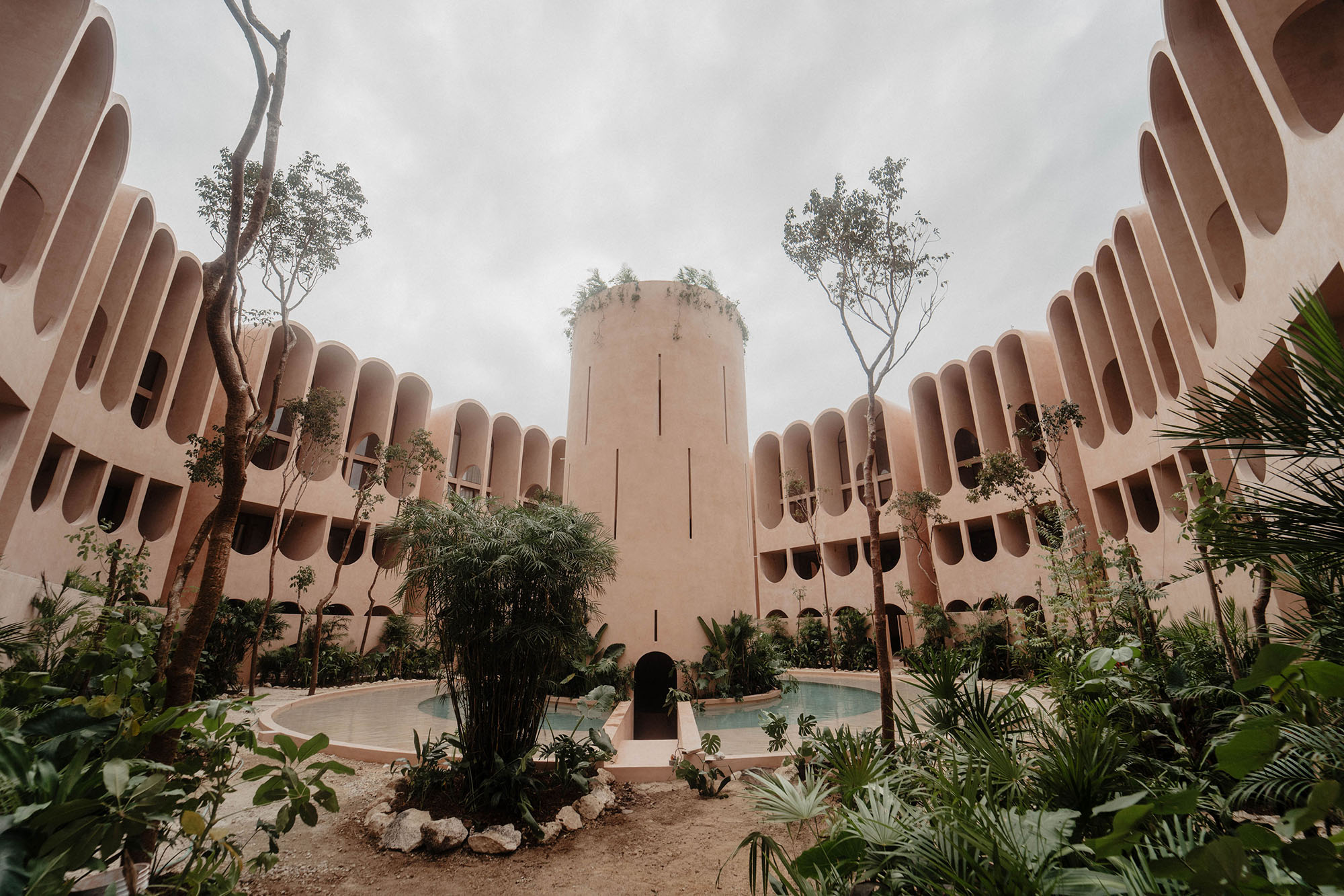 〈バベル（Babel）〉V Taller