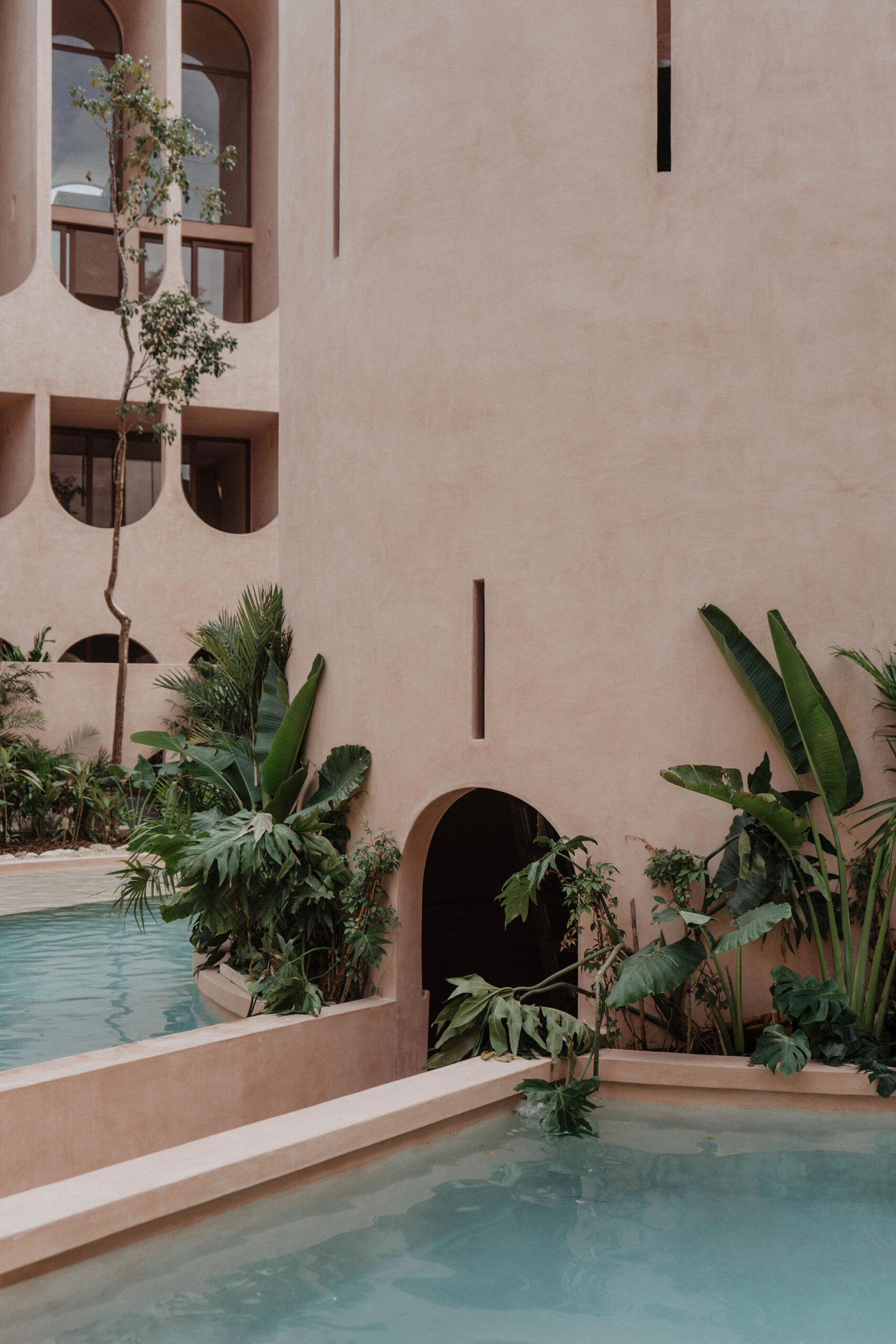 〈バベル（Babel）〉V Taller