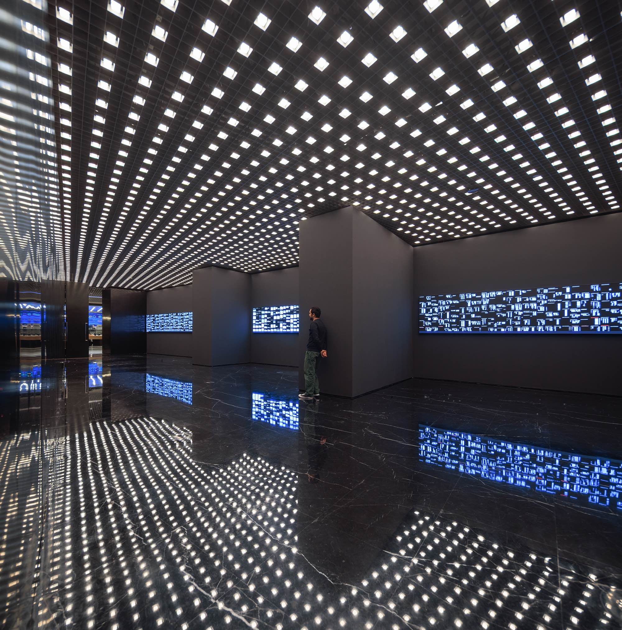 〈SPARK 761〉llLab.