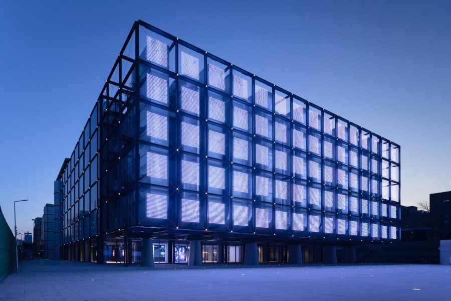 AIと人をつなぐ媒介としてのデータセンター〈SPARK 761〉llLab.、中国