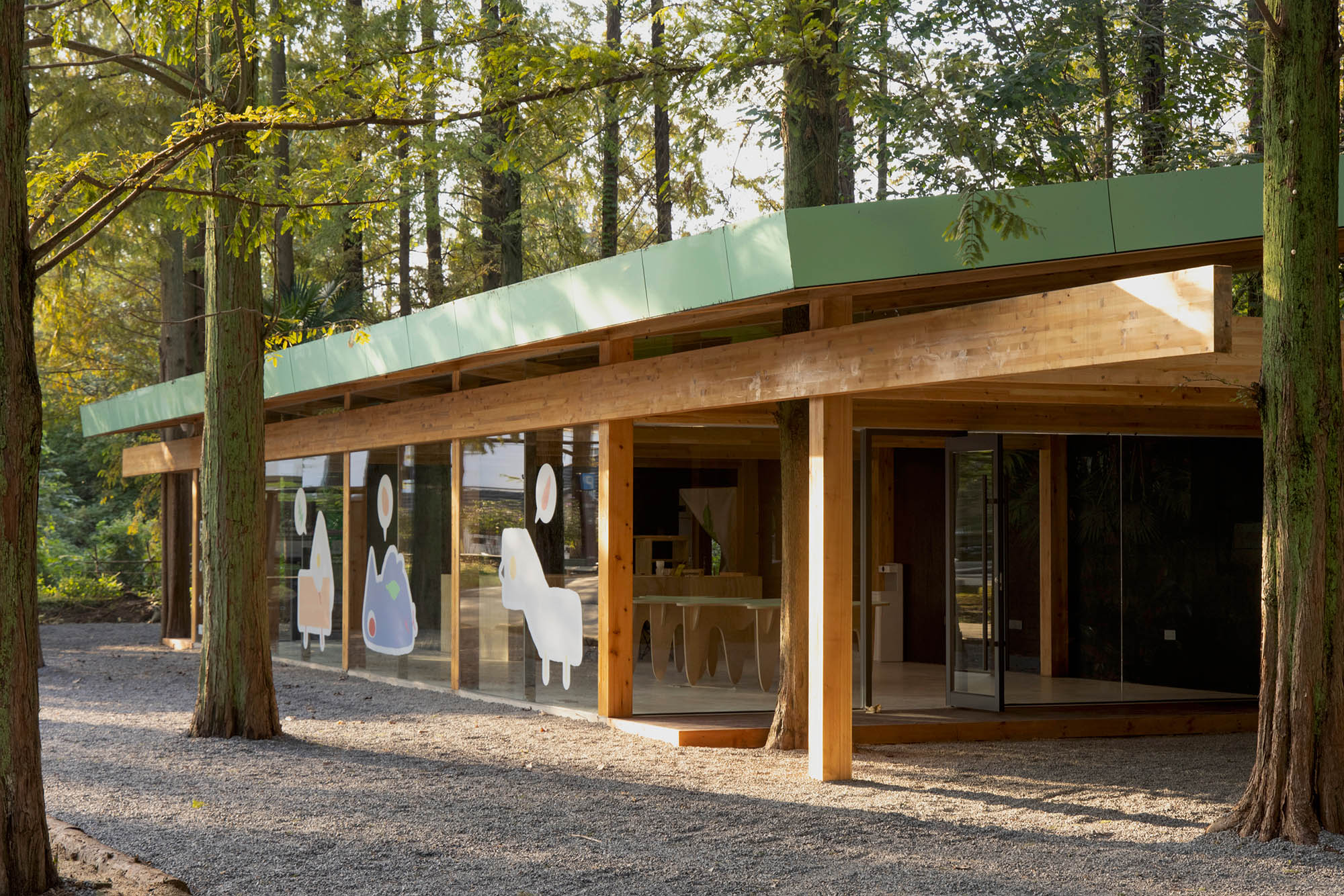 〈メリーダ・ウィキワールド・シークレットキャンプ(Merryda Wiki World-Secret Camp)〉ウィキワールド(Wiki World)