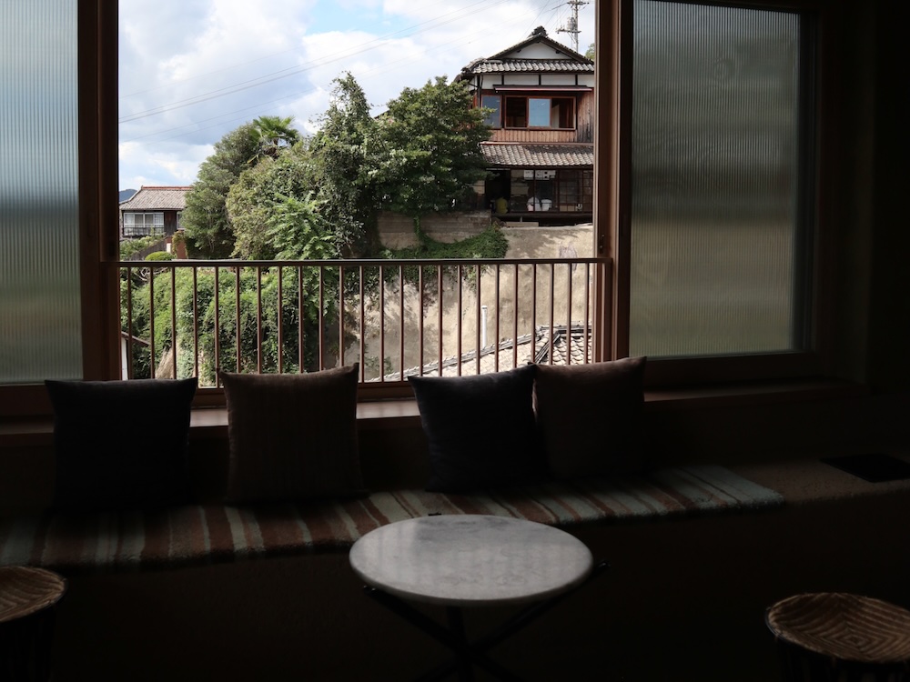 〈LOG〉ライブラリー