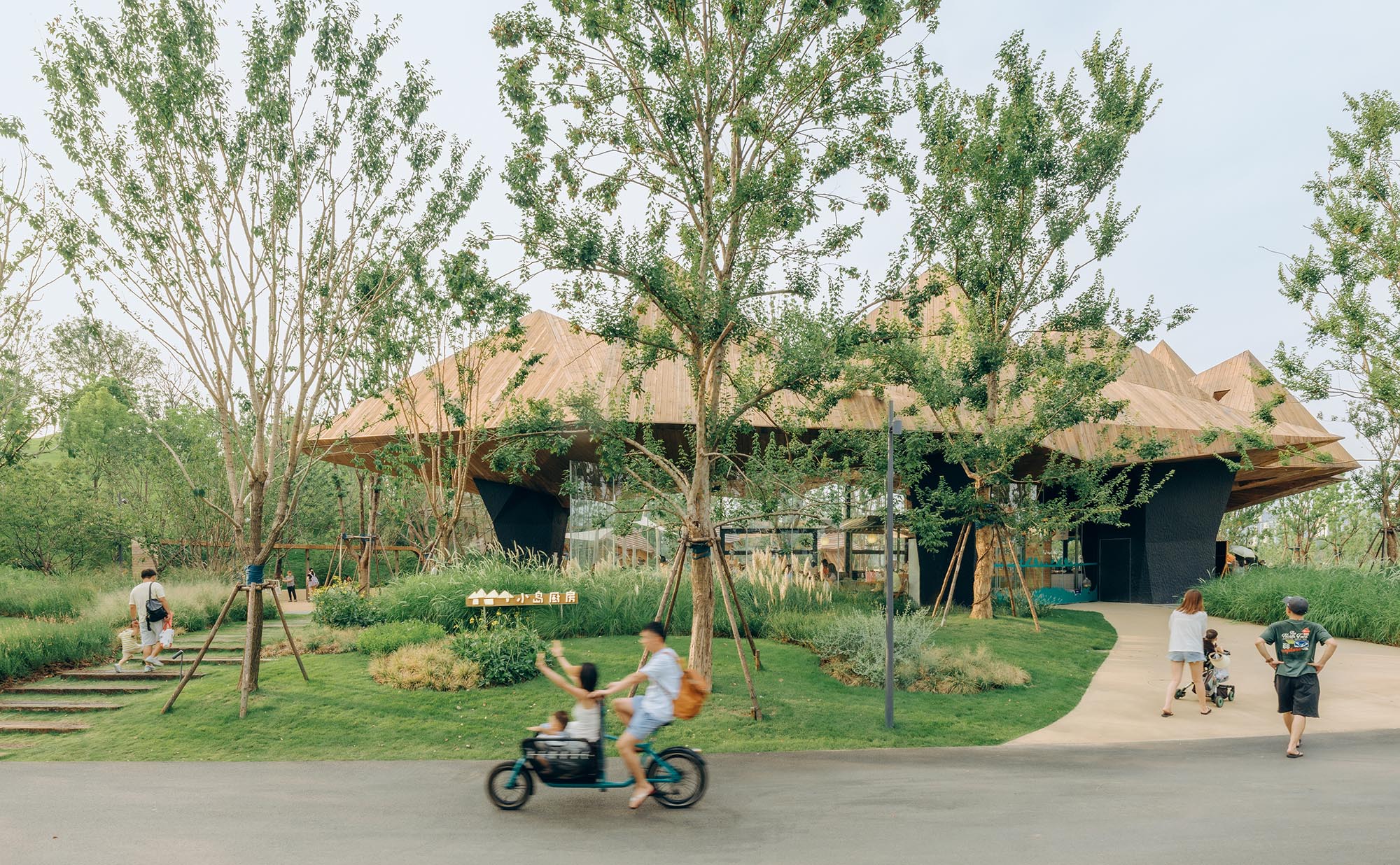 〈LuxeIsland Restaurant〉DL Atelier