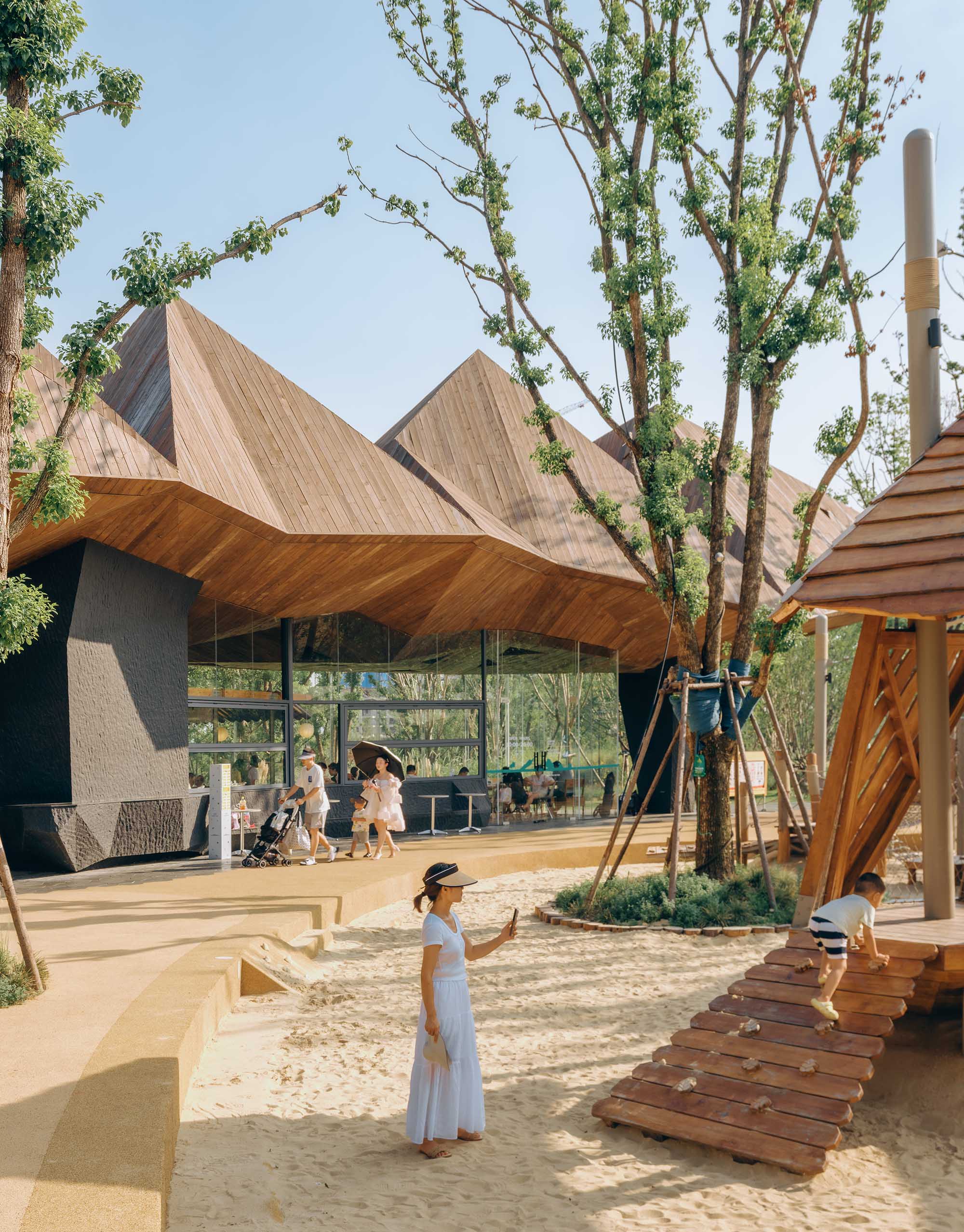 〈LuxeIsland Restaurant〉DL Atelier