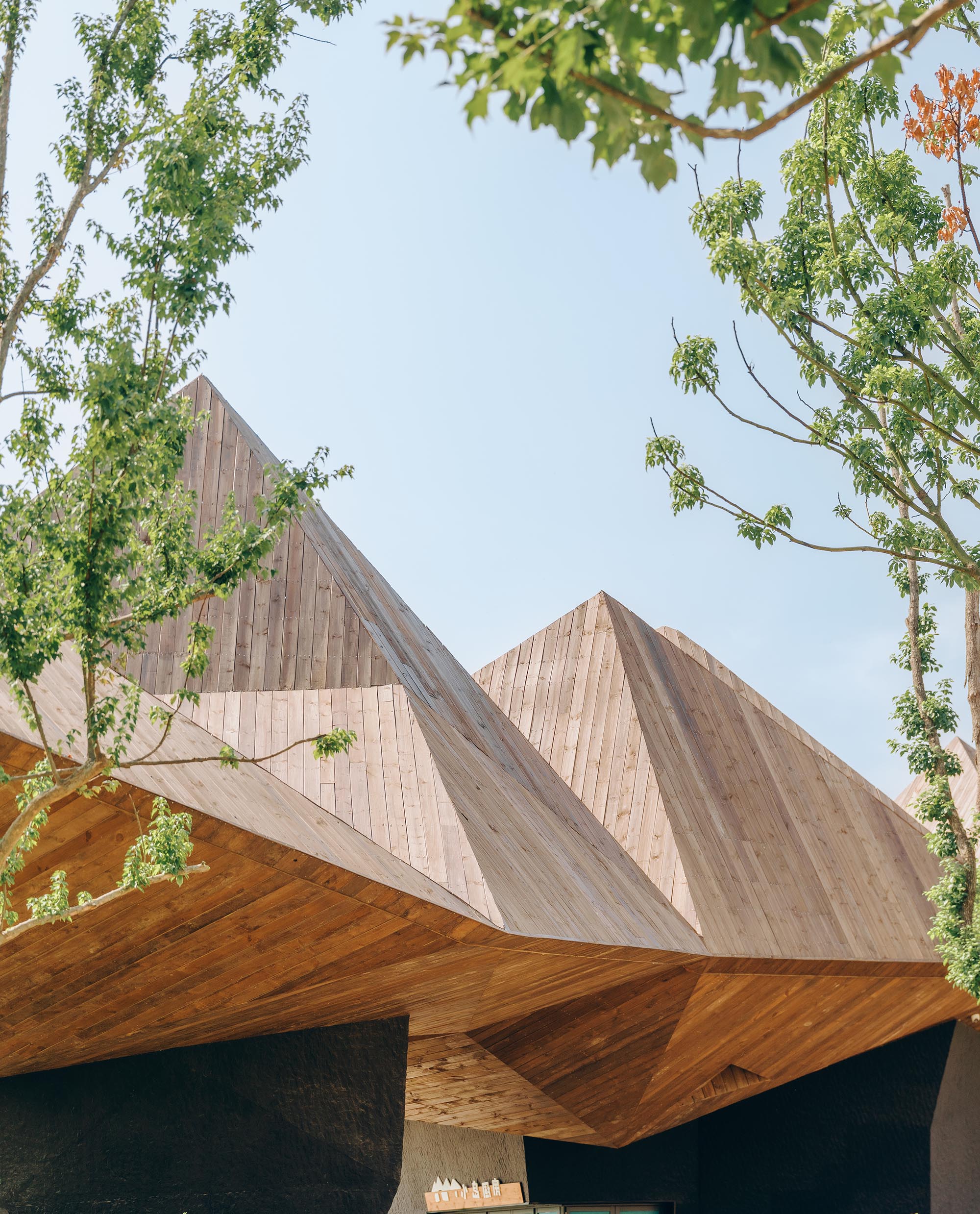 〈LuxeIsland Restaurant〉DL Atelier