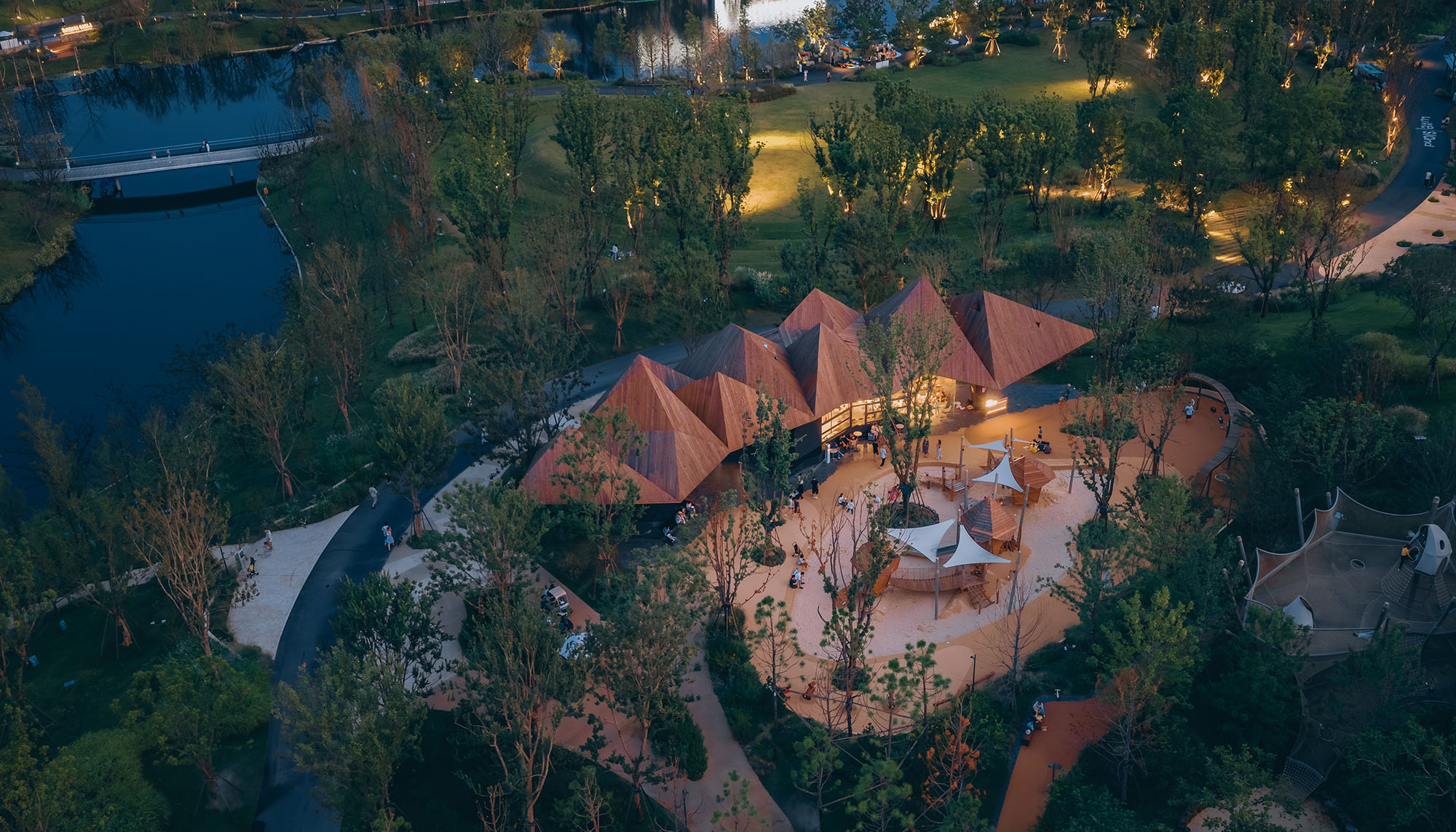 〈LuxeIsland Restaurant〉DL Atelier