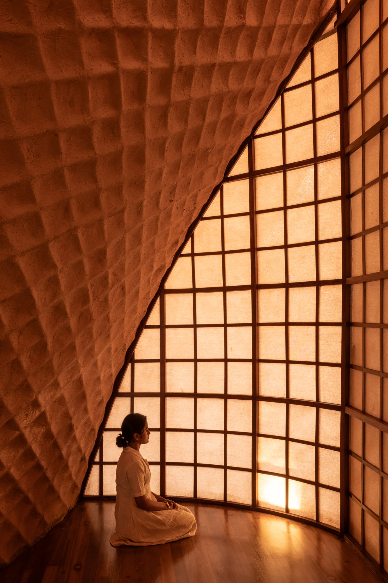 〈ブリッジハウス（Bridge house）〉ウォールメーカーズ（WALLMAKERS）