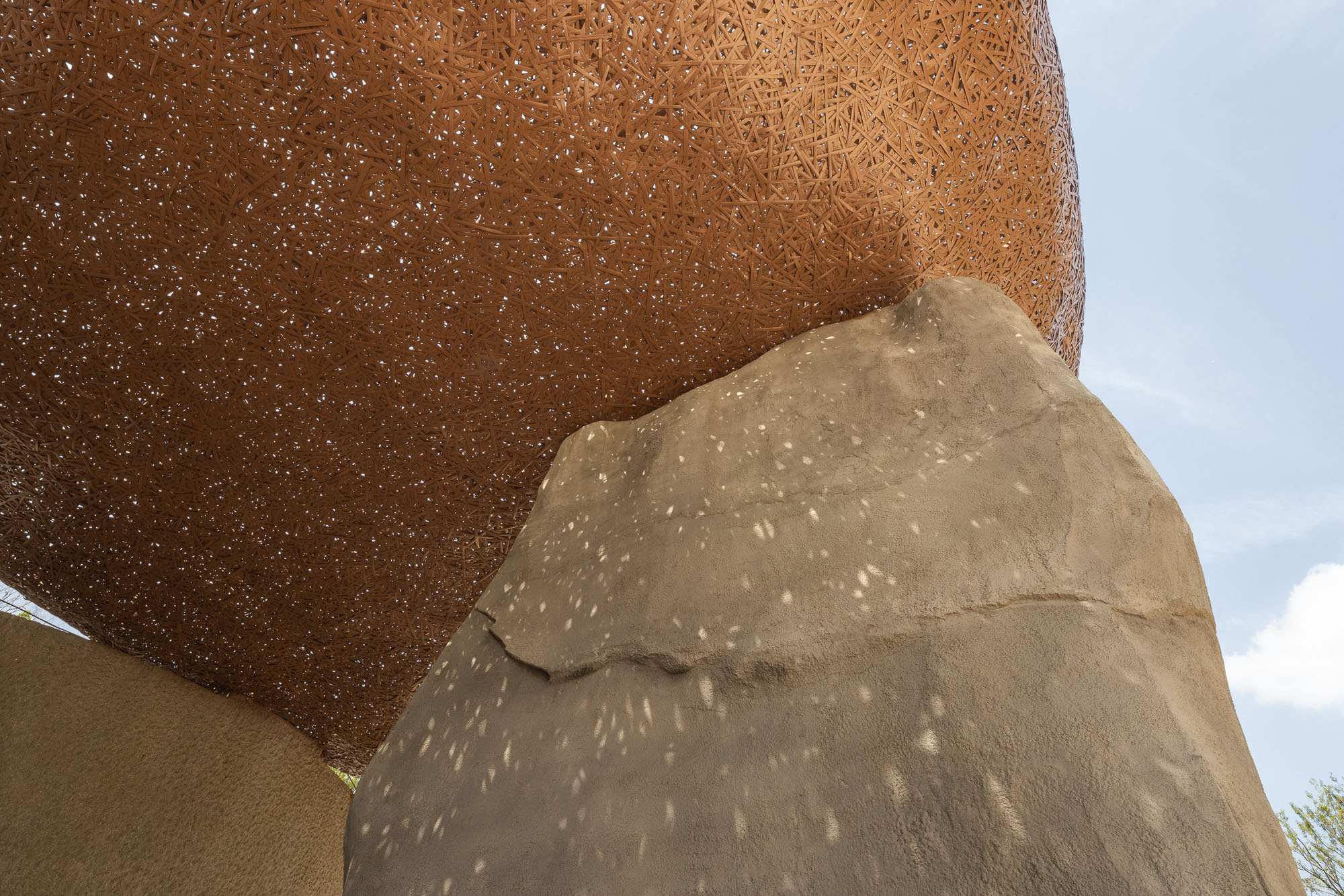 〈LuxeIsland Farm〉ヴァリアス・アソシエイツ(Various Associates)