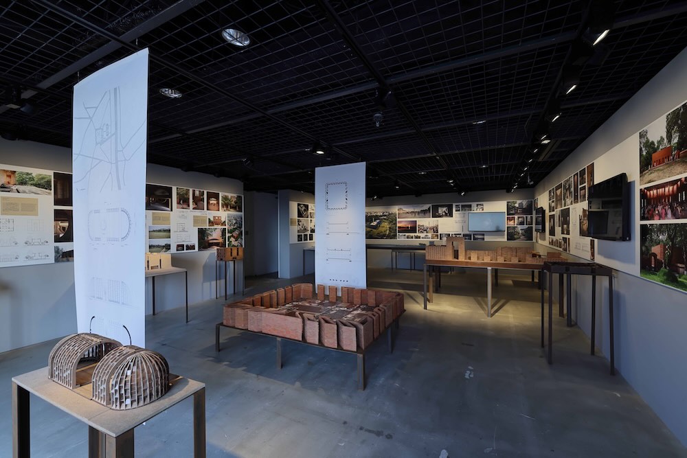 TOTOギャラリー・間「マリーナ・タバサム・アーキテクツ展:People Place Poiesis(ピープル プレイス ポイエーシス)」会場写真