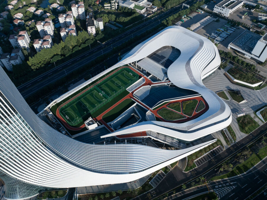 イベント依存から脱却する「スポーツモール」としての複合施設〈新昌グローブセンター〉line+ studio、中国