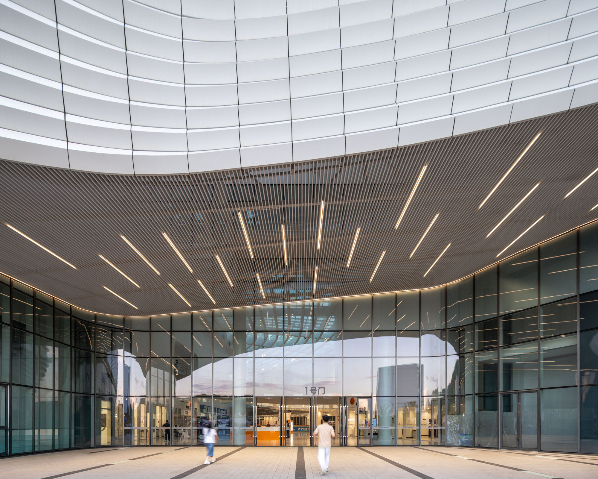 〈新昌グローブセンター(Xinchang Globular Center)〉line+ studio