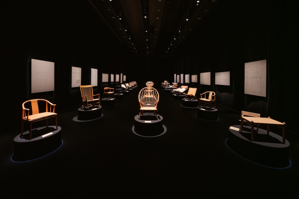 「織田コレクション　ハンス・ウェグナー展　至高のクラフツマンシップ」会場写真