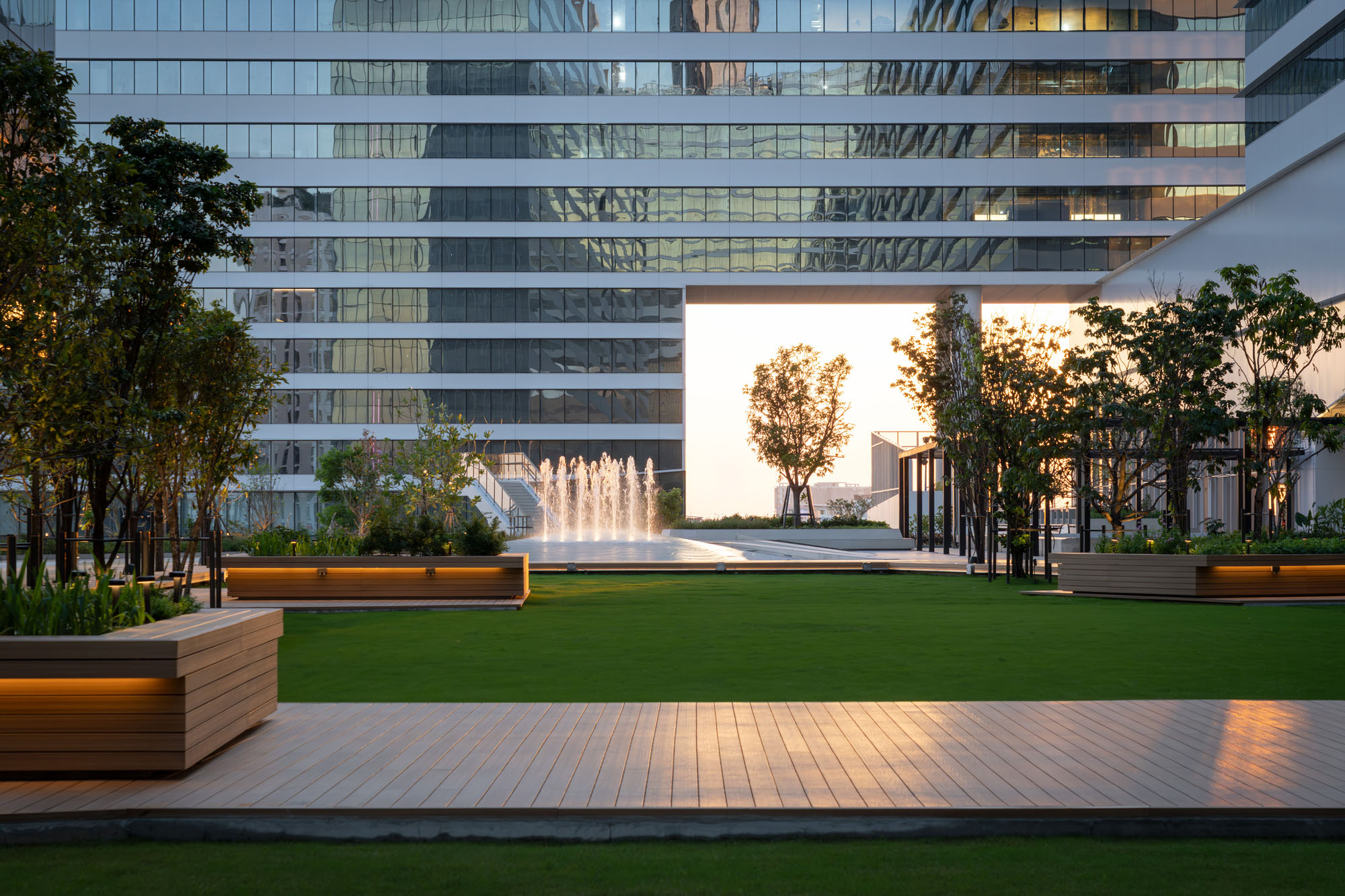 〈クラウド11（Cloud 11）〉スノヘッタ（Snøhetta）、A49アーキテクツ（A49 Architects）