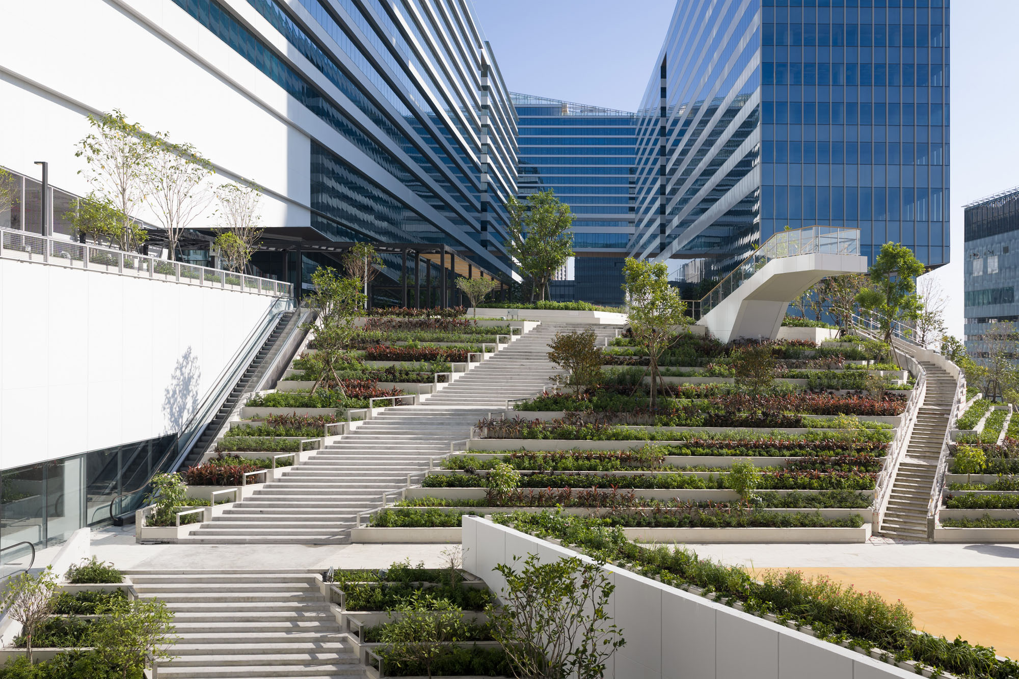 〈クラウド11（Cloud 11）〉スノヘッタ（Snøhetta）、A49アーキテクツ（A49 Architects）