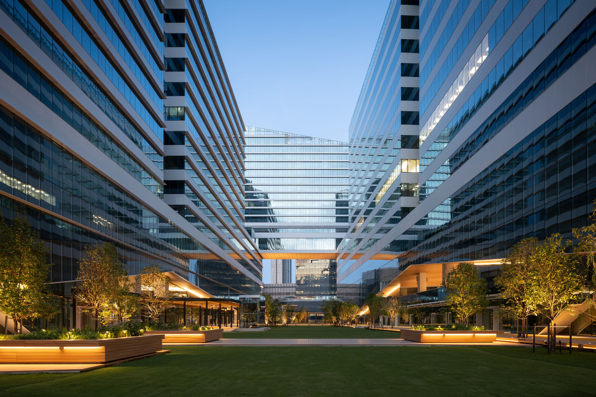 〈クラウド11（Cloud 11）〉スノヘッタ（Snøhetta）、A49アーキテクツ（A49 Architects）