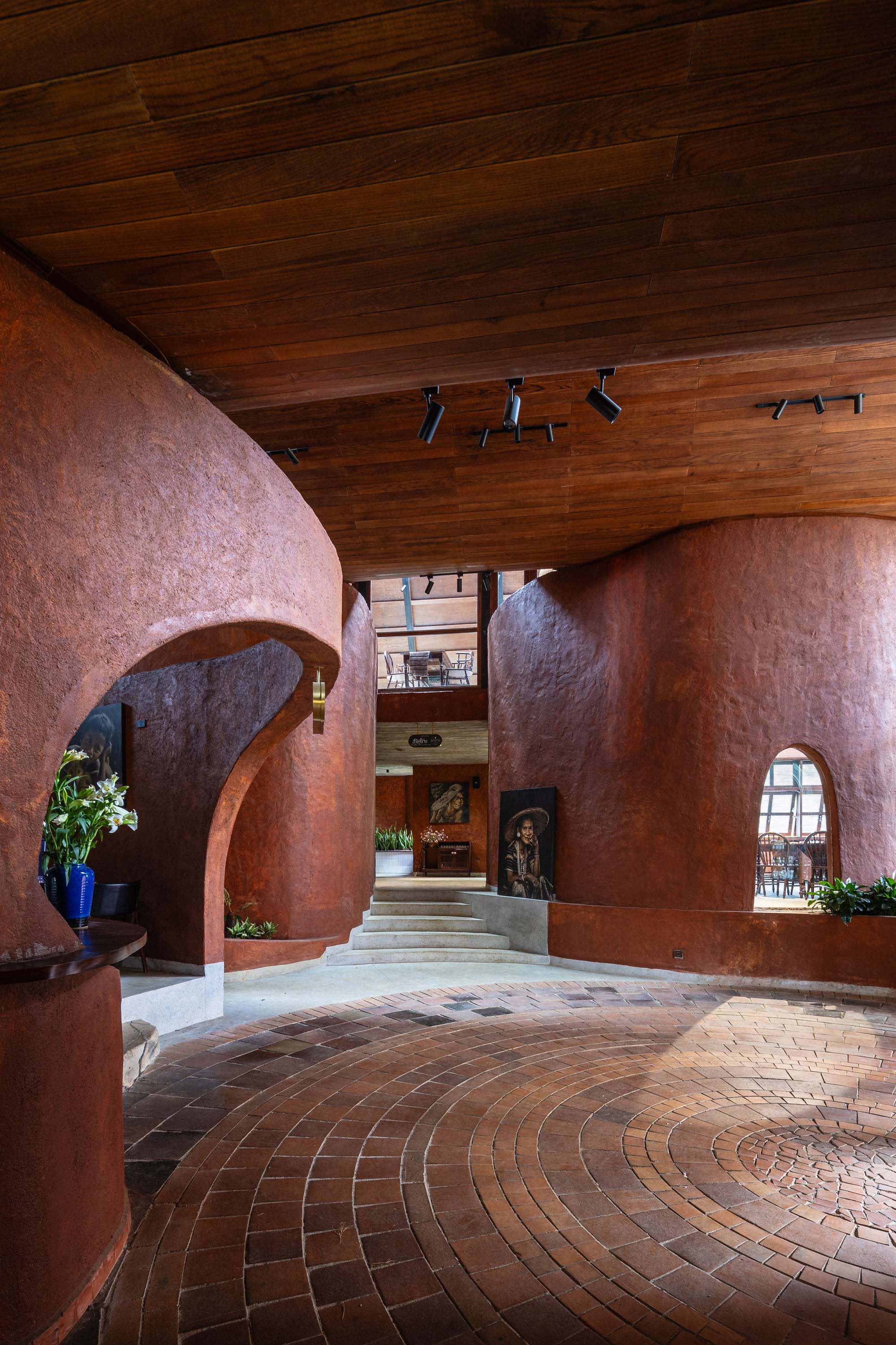 〈MA.DEビストロ(MA.DE Bistro)〉AN NAM Design and Build