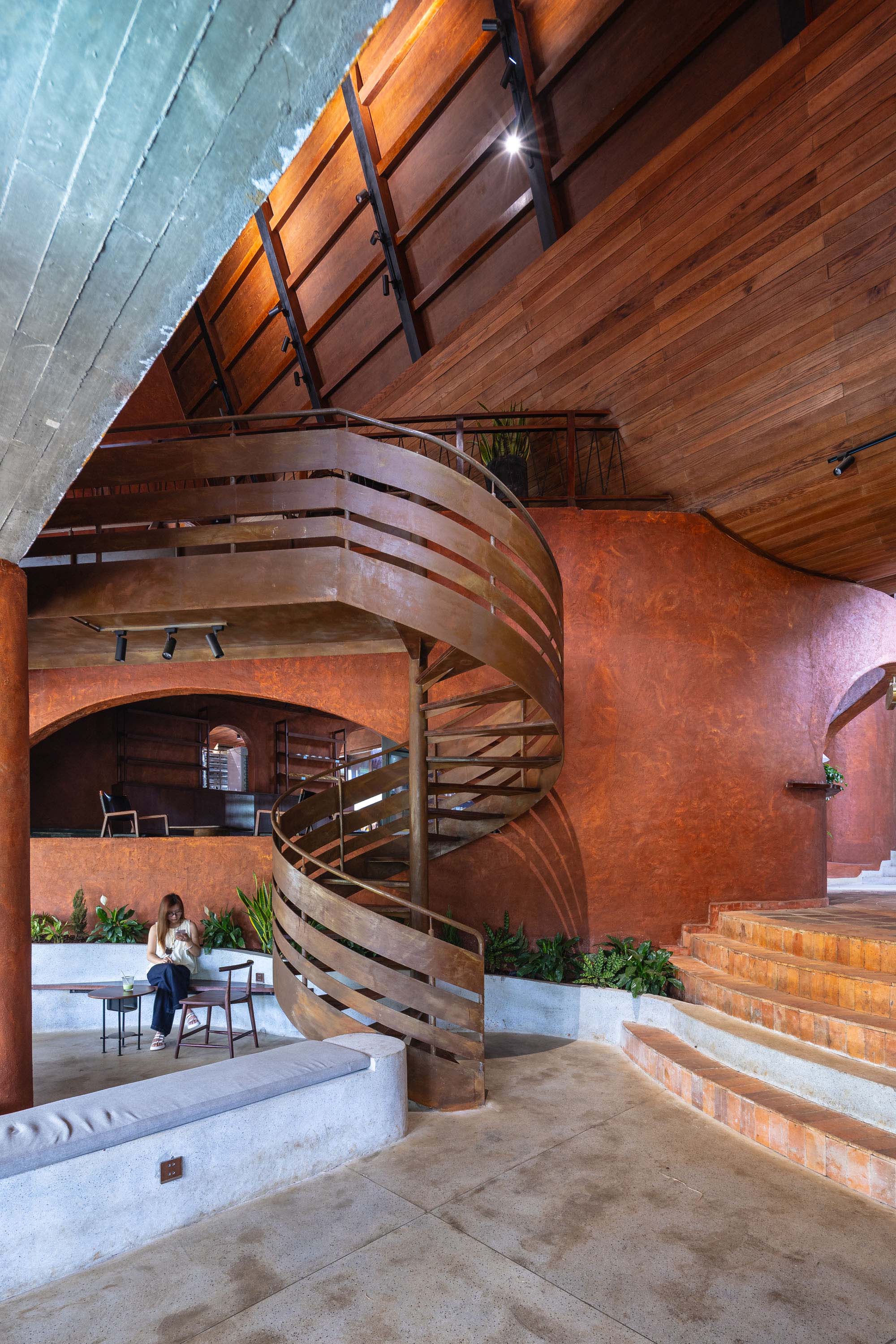 〈MA.DEビストロ(MA.DE Bistro)〉AN NAM Design and Build