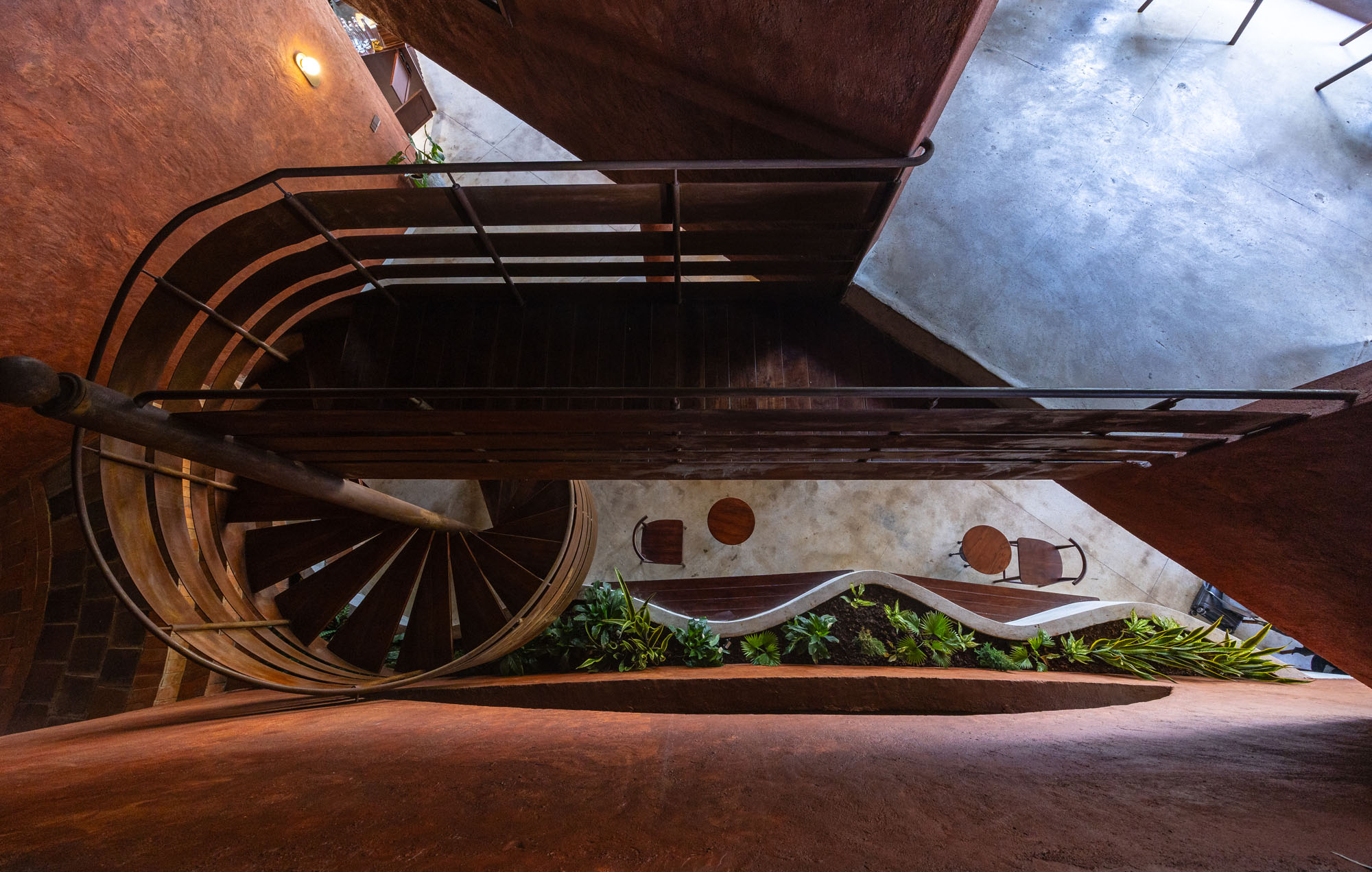 〈MA.DEビストロ(MA.DE Bistro)〉AN NAM Design and Build