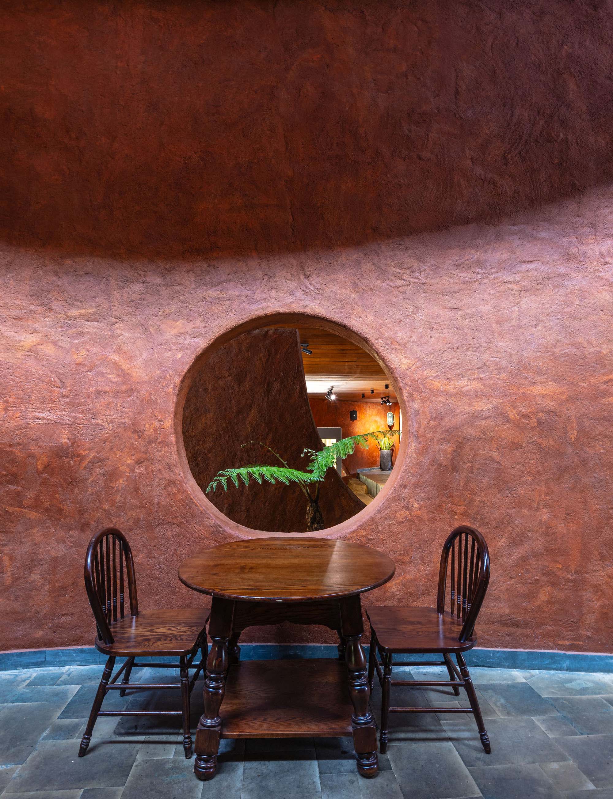 〈MA.DEビストロ(MA.DE Bistro)〉AN NAM Design and Build