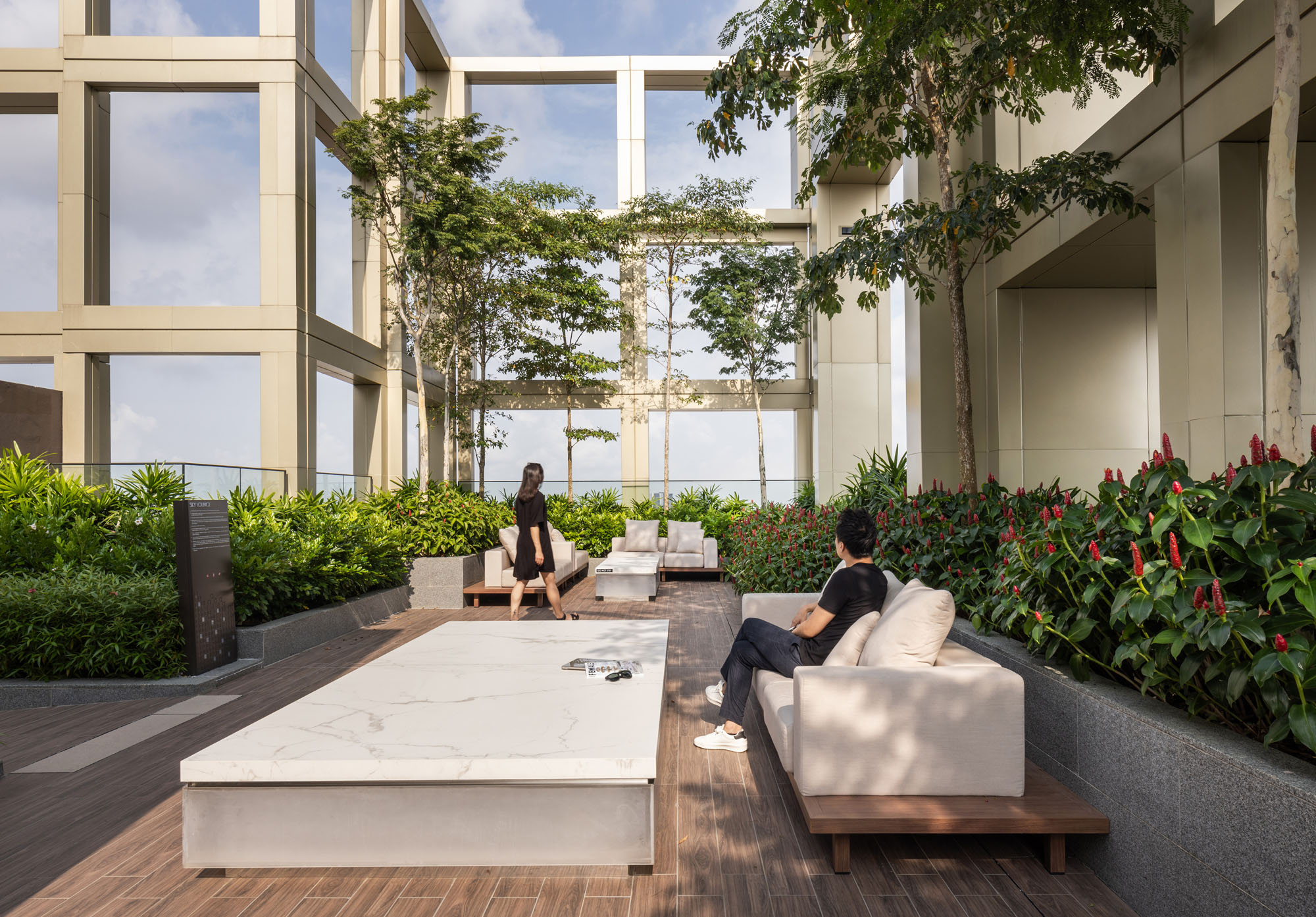 〈アーウェル・ヒル・レジデンス（Irwell Hill Residences）〉MVRDV、ADDPアーキテクツ（ADDP Architects）