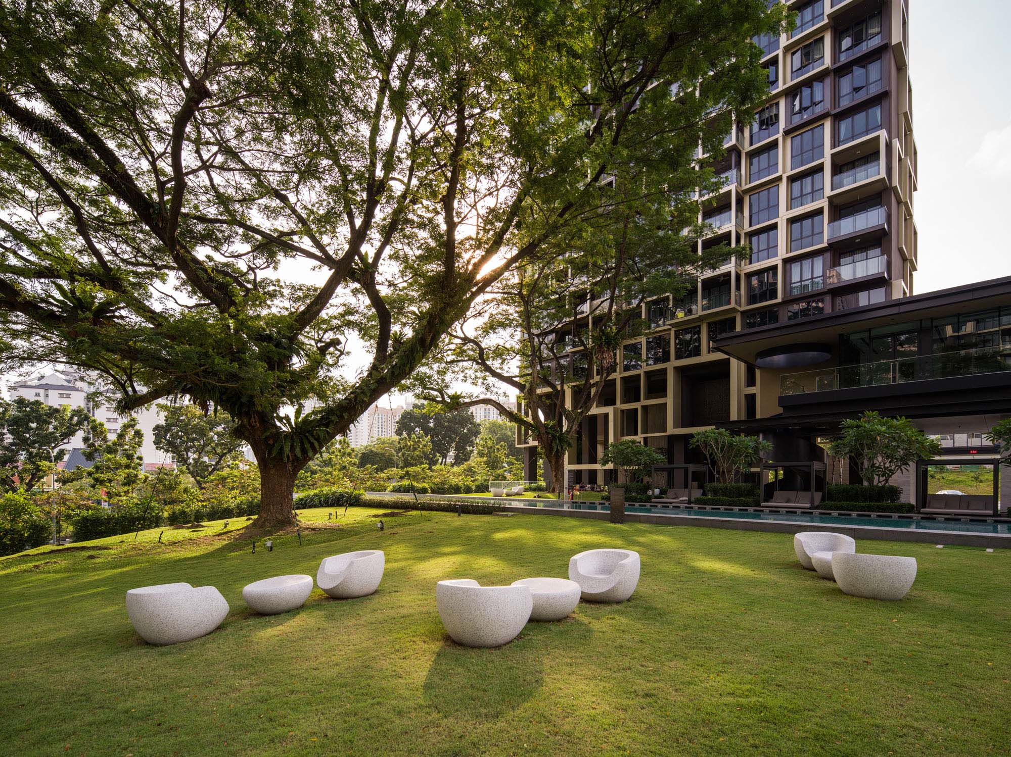 〈アーウェル・ヒル・レジデンス（Irwell Hill Residences）〉MVRDV、ADDPアーキテクツ（ADDP Architects）