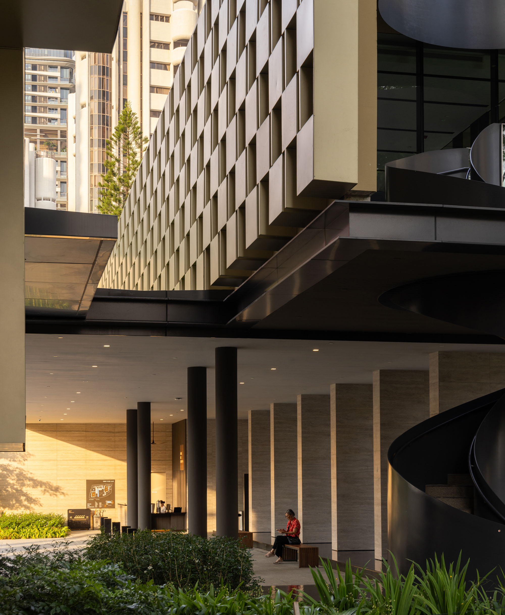 〈アーウェル・ヒル・レジデンス（Irwell Hill Residences）〉MVRDV、ADDPアーキテクツ（ADDP Architects）