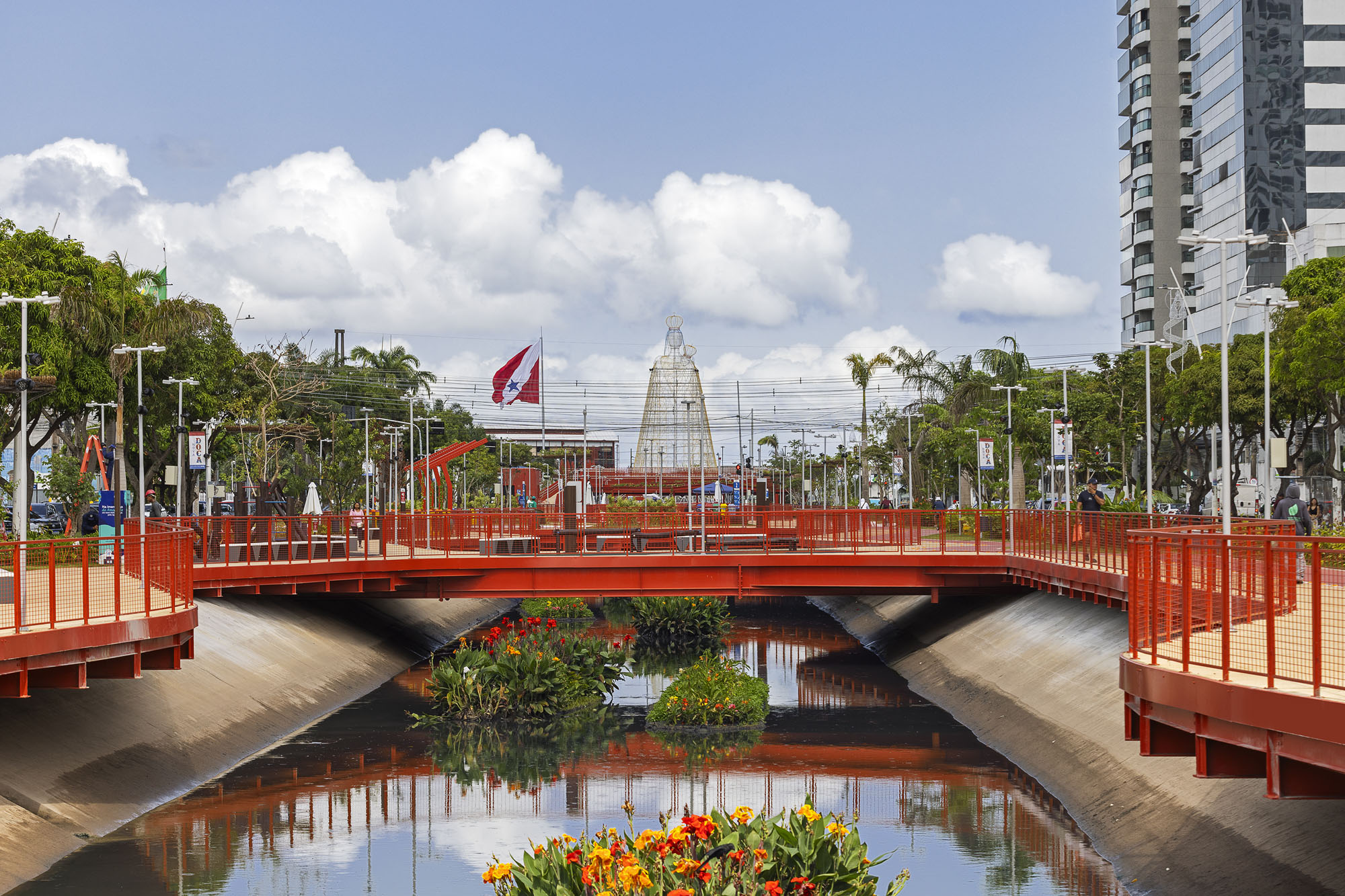 〈ドカ・リニア・パーク(Doca Linear Park)〉Natureza Urbana