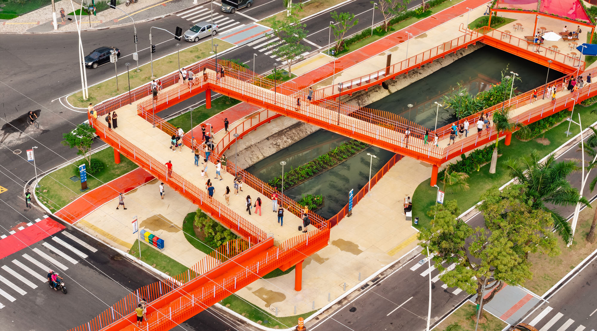 〈ドカ・リニア・パーク(Doca Linear Park)〉Natureza Urbana