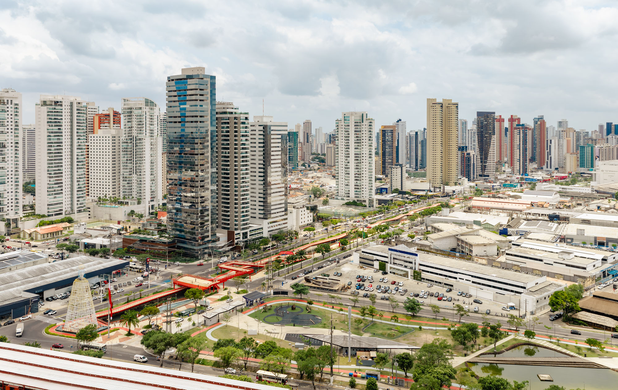 〈ドカ・リニア・パーク(Doca Linear Park)〉Natureza Urbana