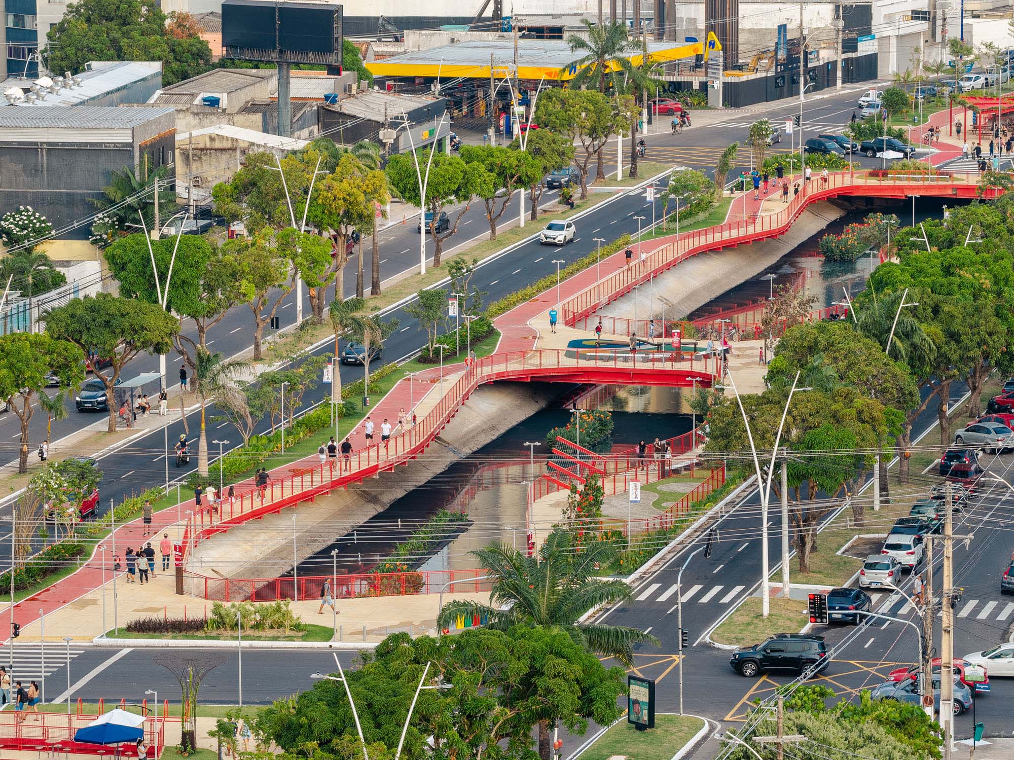 〈ドカ・リニア・パーク(Doca Linear Park)〉Natureza Urbana