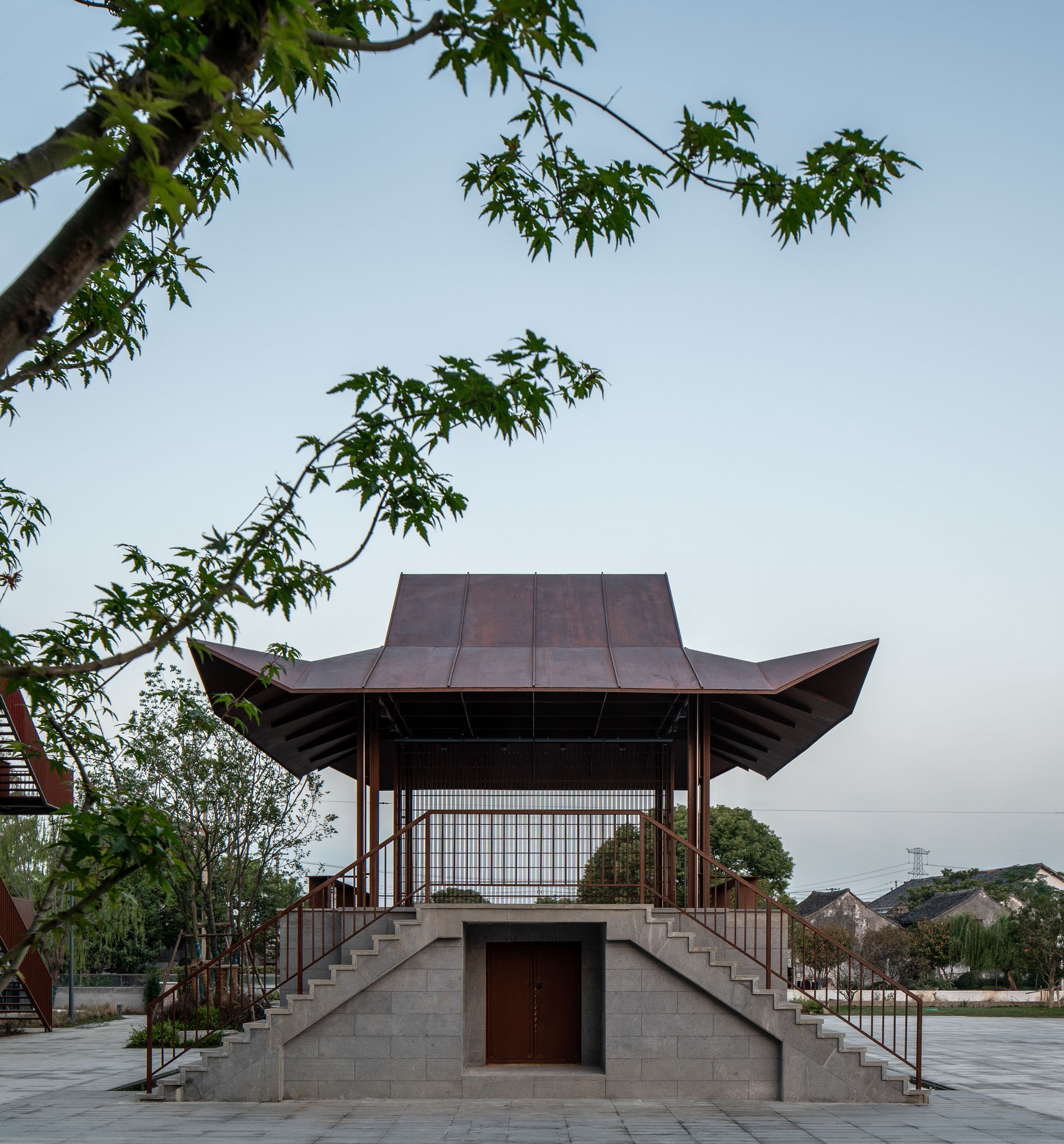 〈RE-Dingzha〉MLA+、line+ studio