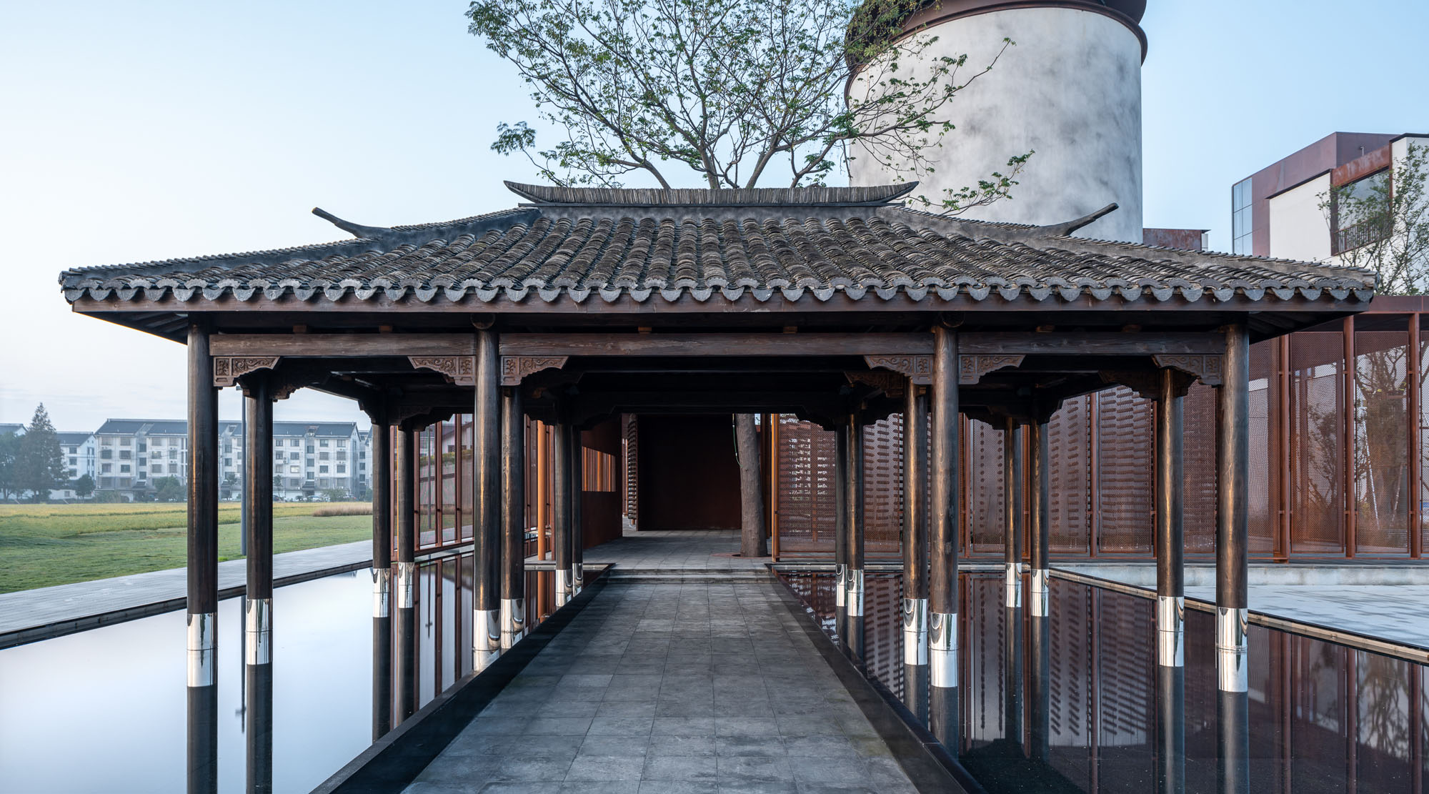 〈RE-Dingzha〉MLA+、line+ studio