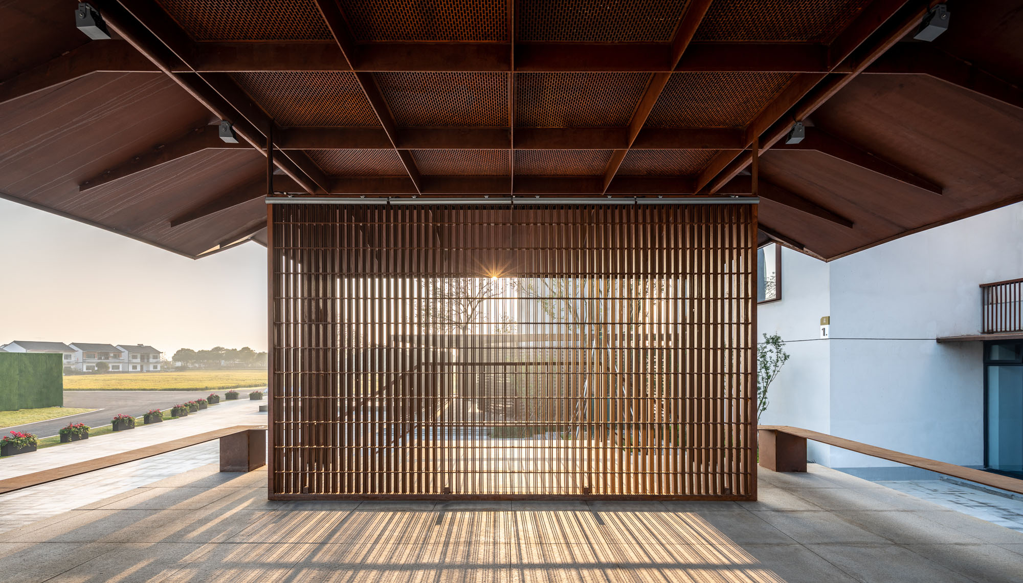 〈RE-Dingzha〉MLA+、line+ studio