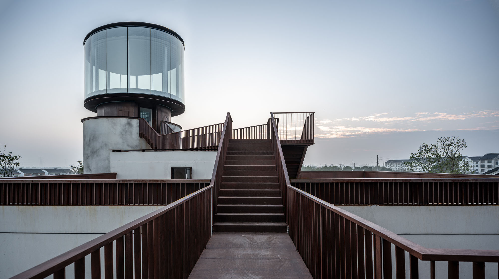 〈RE-Dingzha〉MLA+、line+ studio