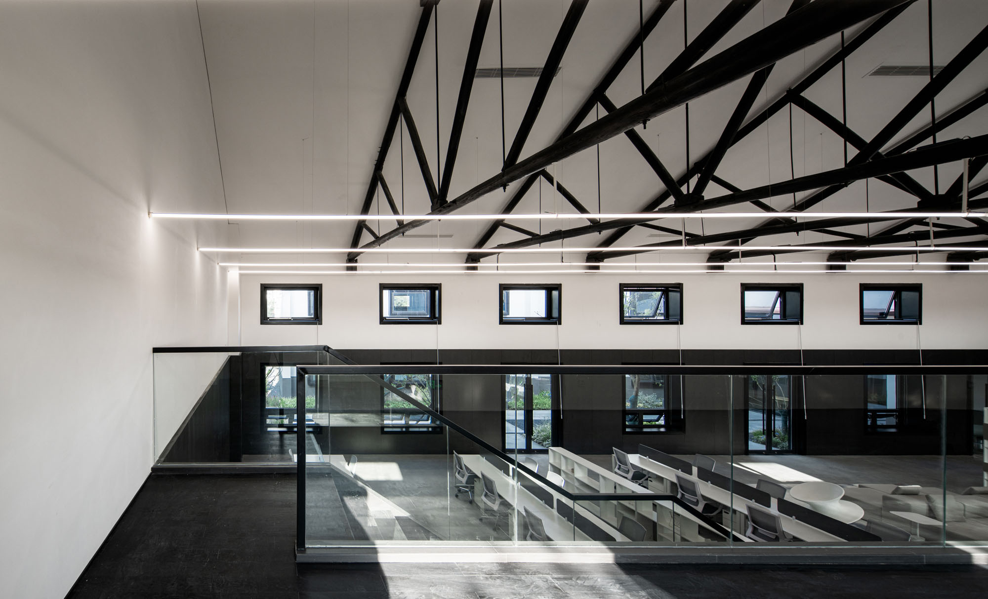 〈RE-Dingzha〉MLA+、line+ studio