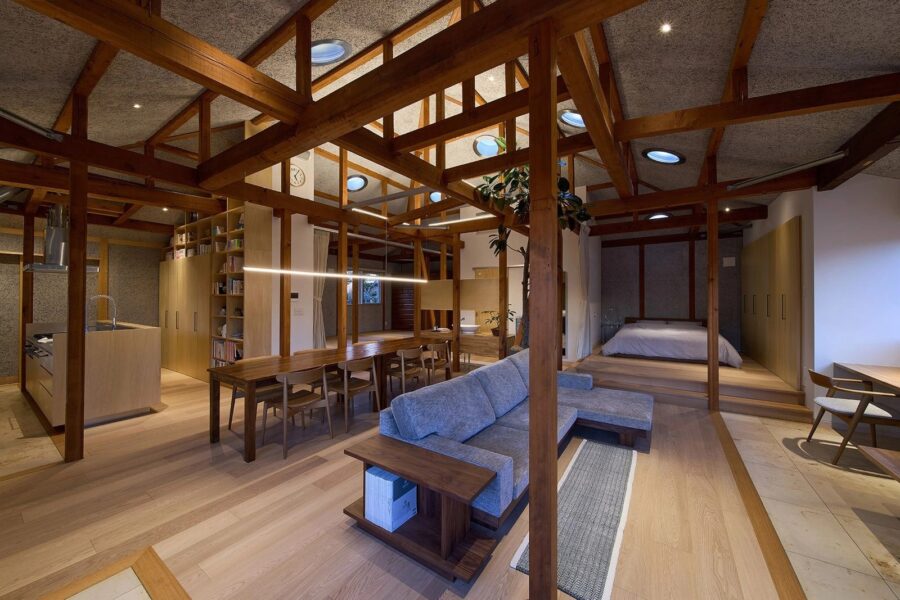 凹レンズハウス / 安藤祐介建築空間研究所