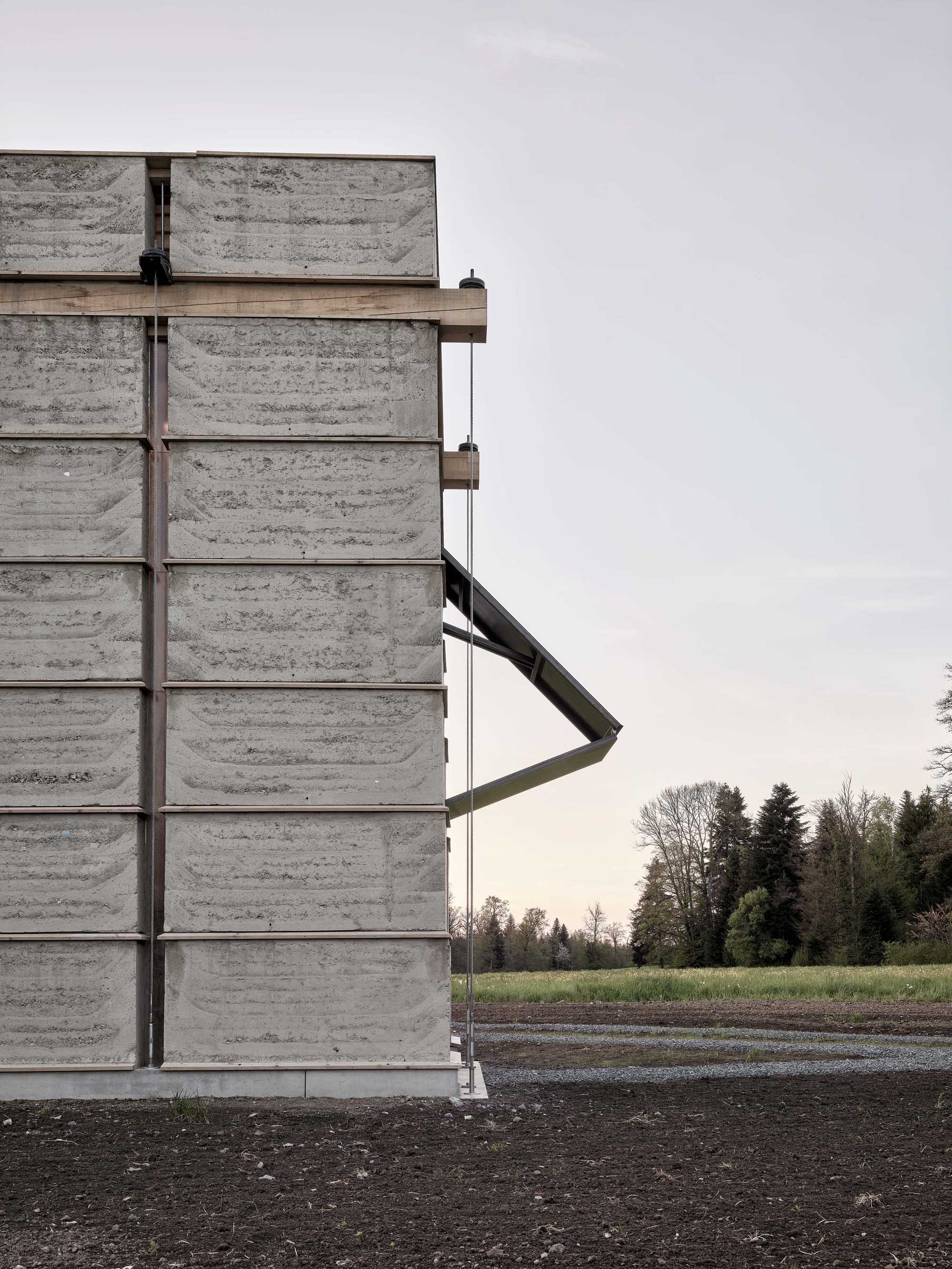 〈窯の塔(Kiln tower)〉ボルツハウザー・アーキテクテン(Boltshauser Architekten)