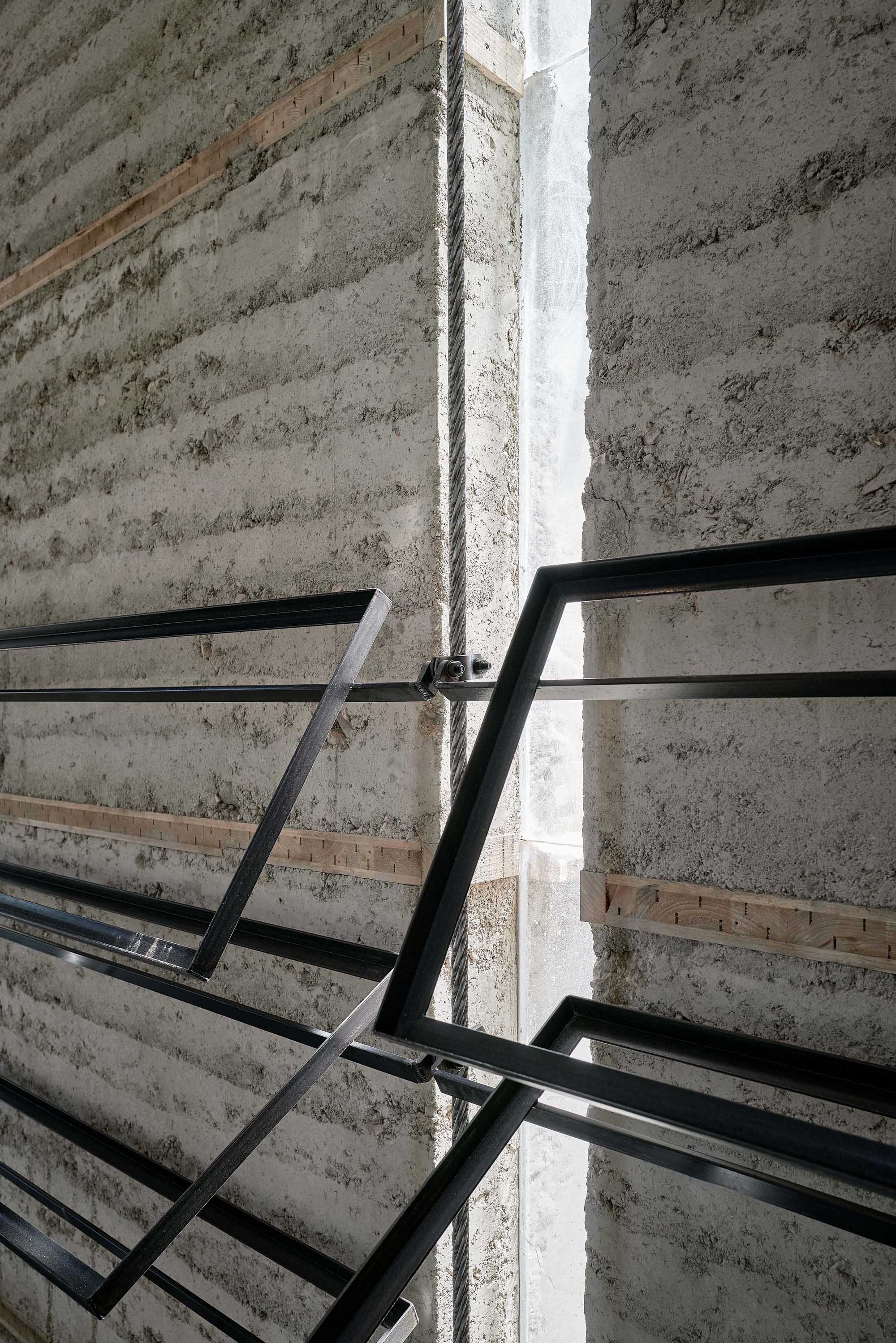 〈窯の塔(Kiln tower)〉ボルツハウザー・アーキテクテン(Boltshauser Architekten)