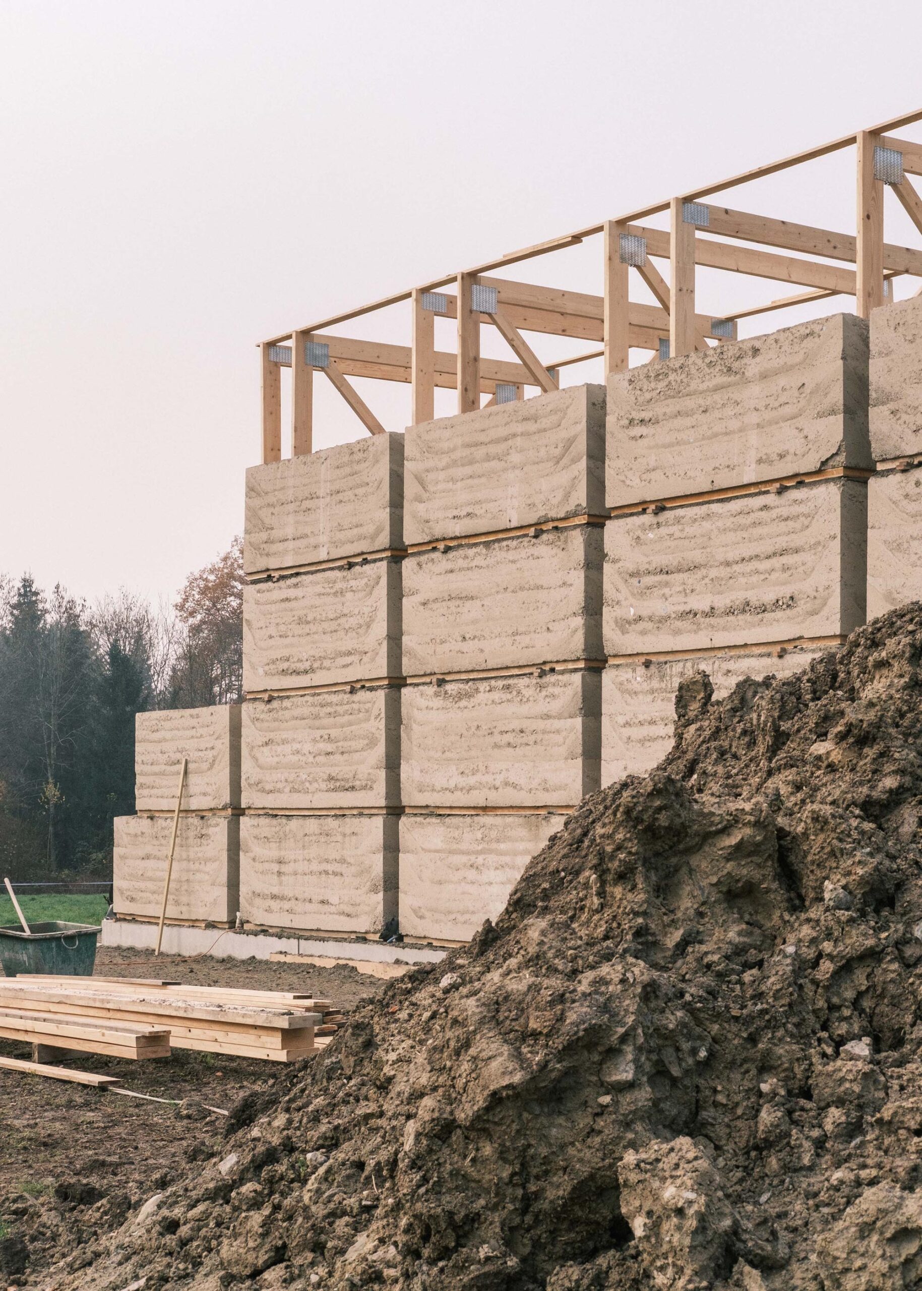 〈窯の塔(Kiln tower)〉ボルツハウザー・アーキテクテン(Boltshauser Architekten)