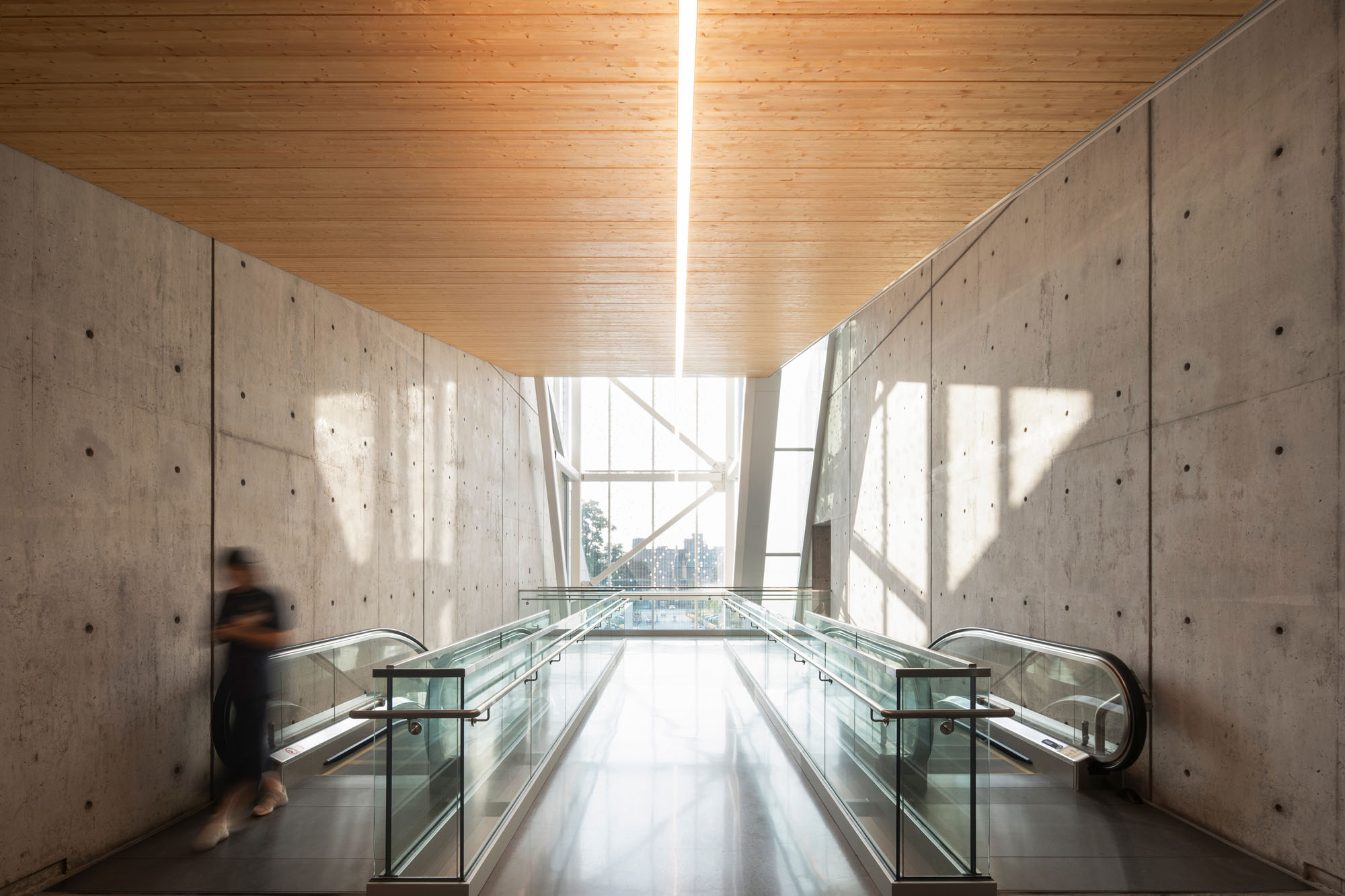 〈ウェルカム・パビリオン（Welcome pavilion）〉Lemay